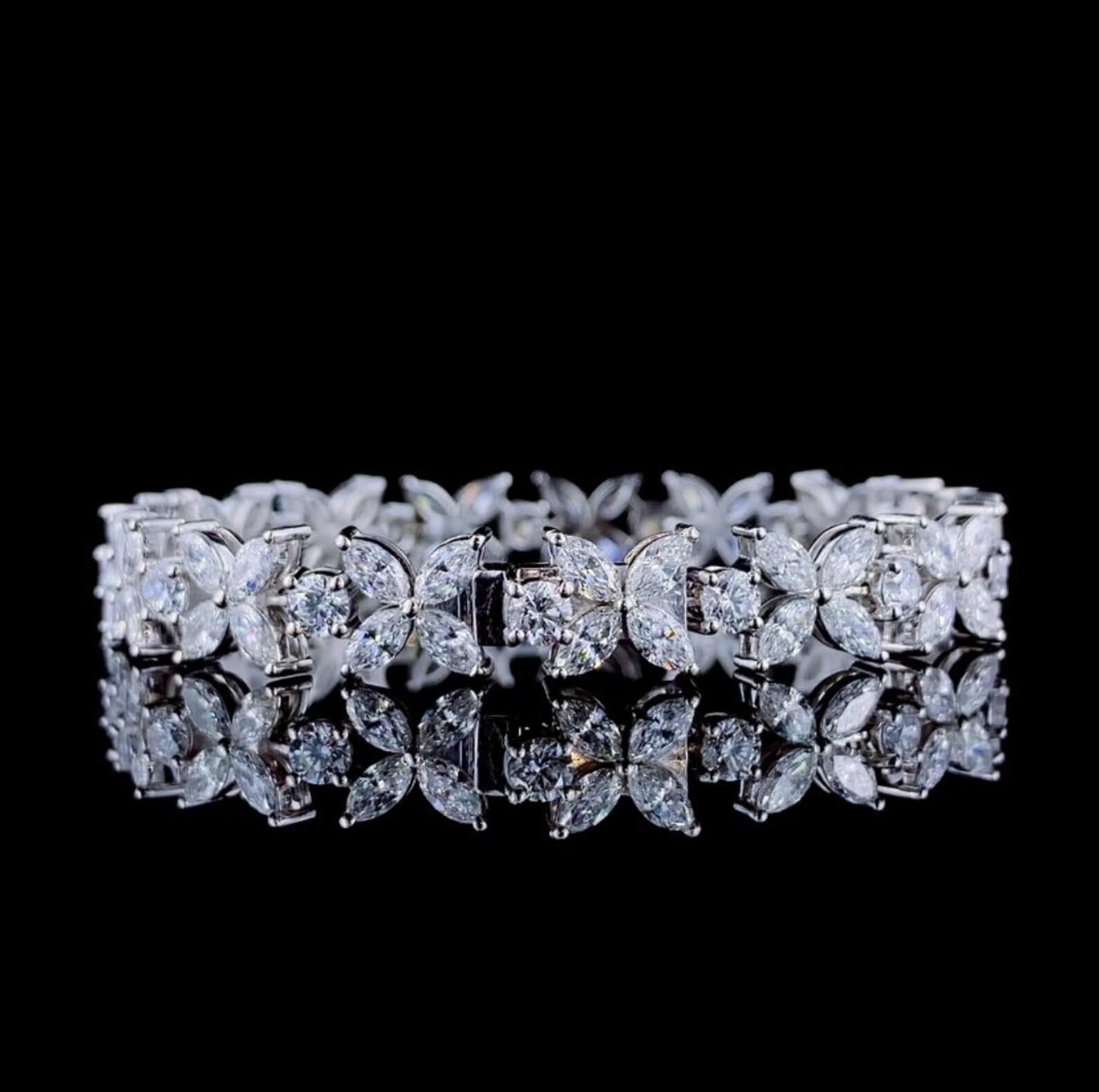 Marquise und Runde Cut Moissanite Armband 925 Sterling Silber Blume Armband. im Zustand „Neu“ in Chicago, IL