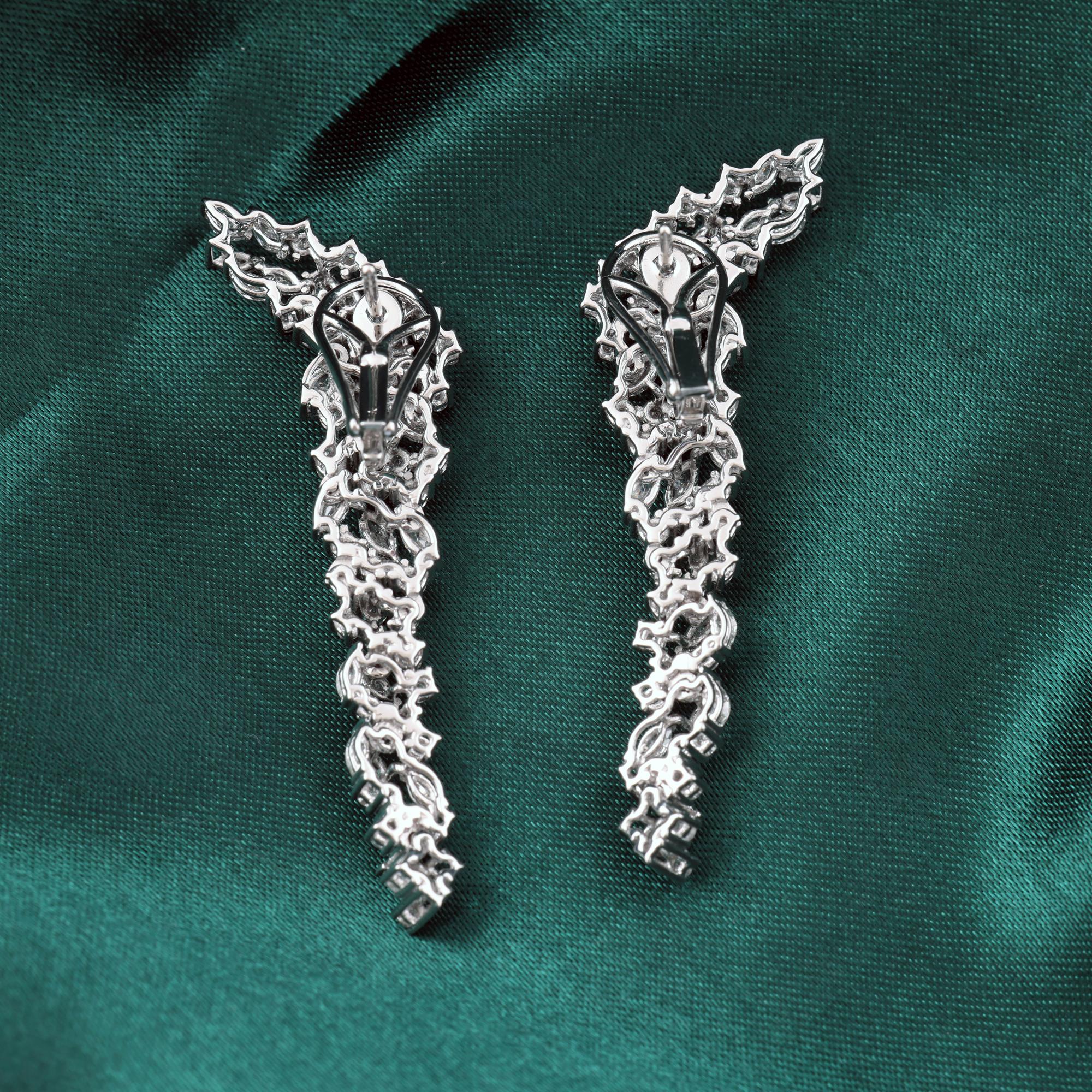Marquise and Round Statement Long Cluster Diamond Earrings 14 Karat White Gold In New Condition For Sale In Diera, Dubai