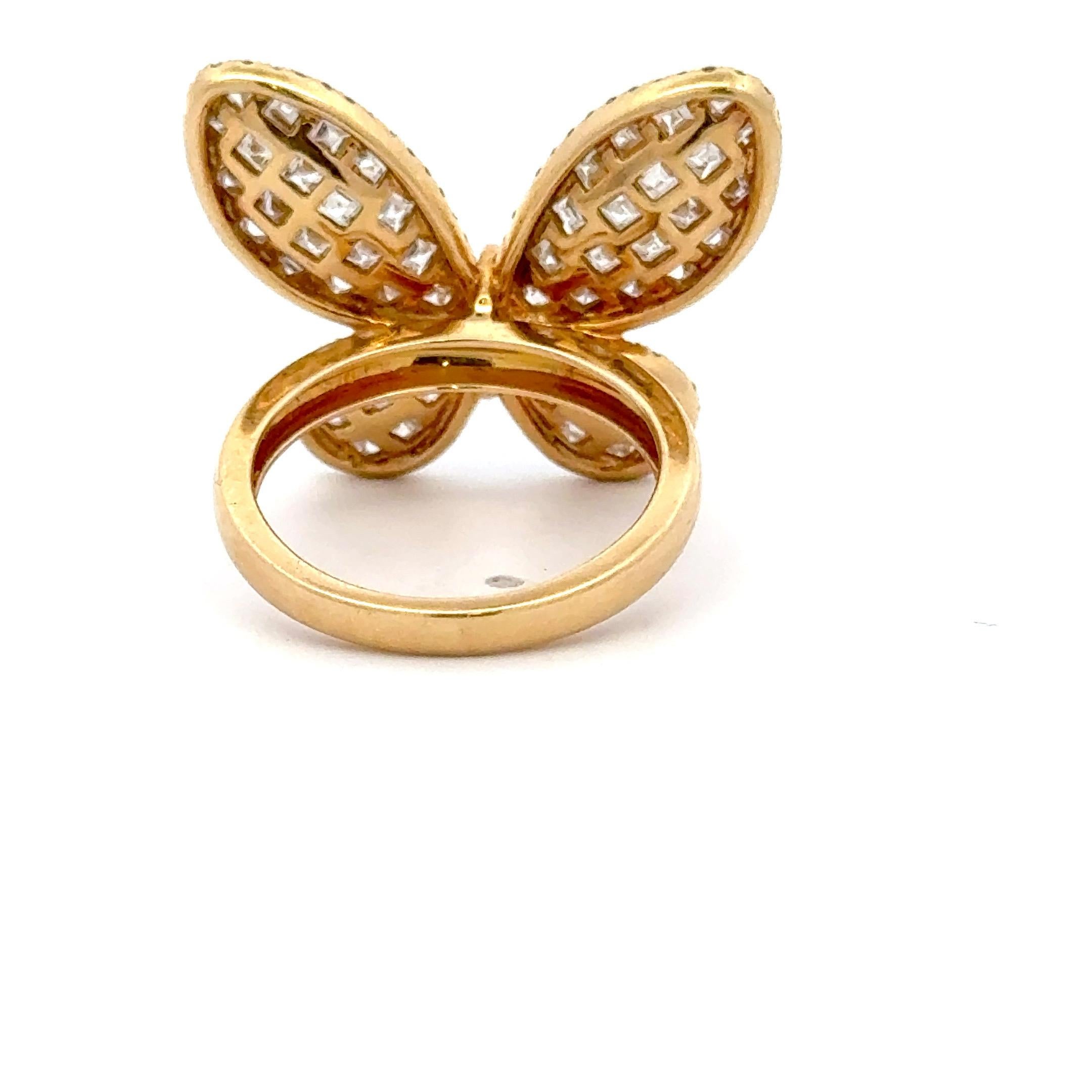 Marquise Assher Cut & Round Diamond Butterfly Cocktail Ring 1.70 CTS 18KT Gold For Sale 4