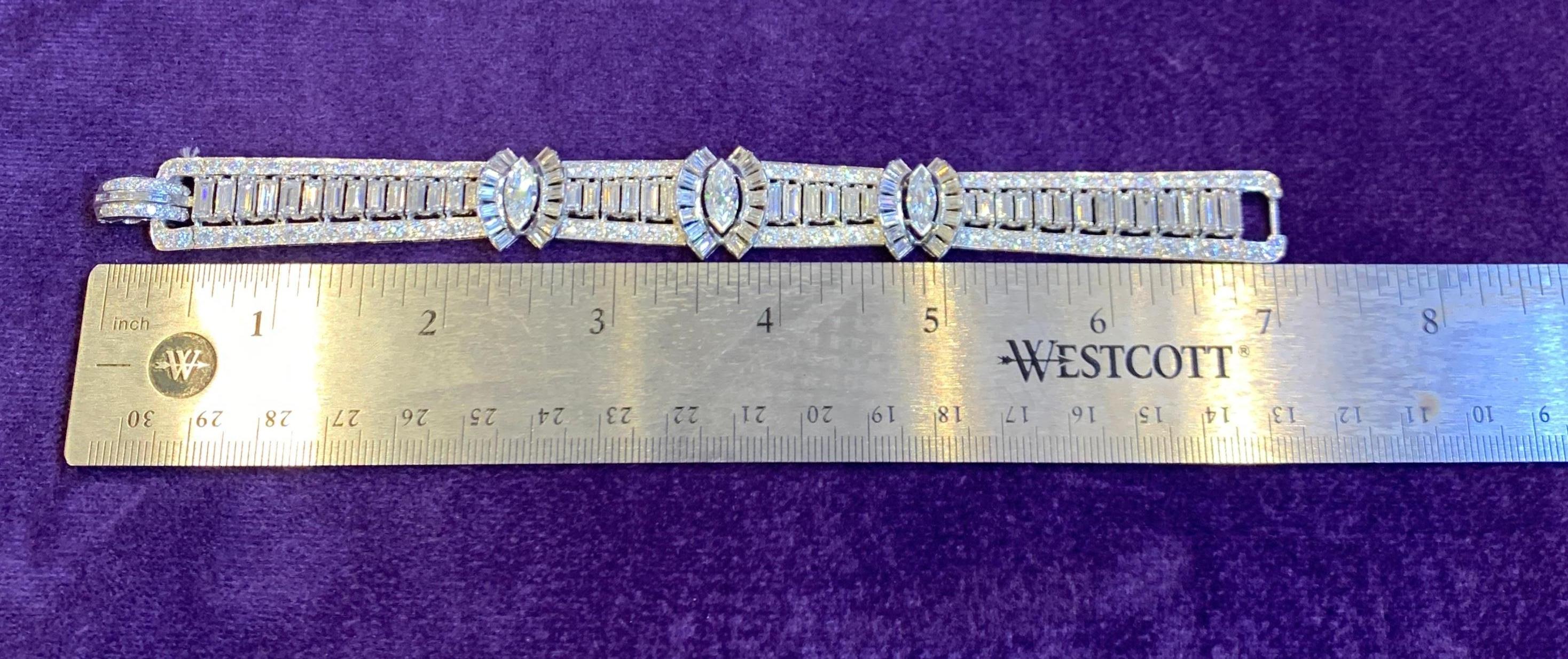 Pulsera de tres filas de diamantes talla marquesa y baguette en venta 1