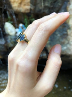 Marquise Blue Sapphire Ring Set in 18 Karat Gold Settings