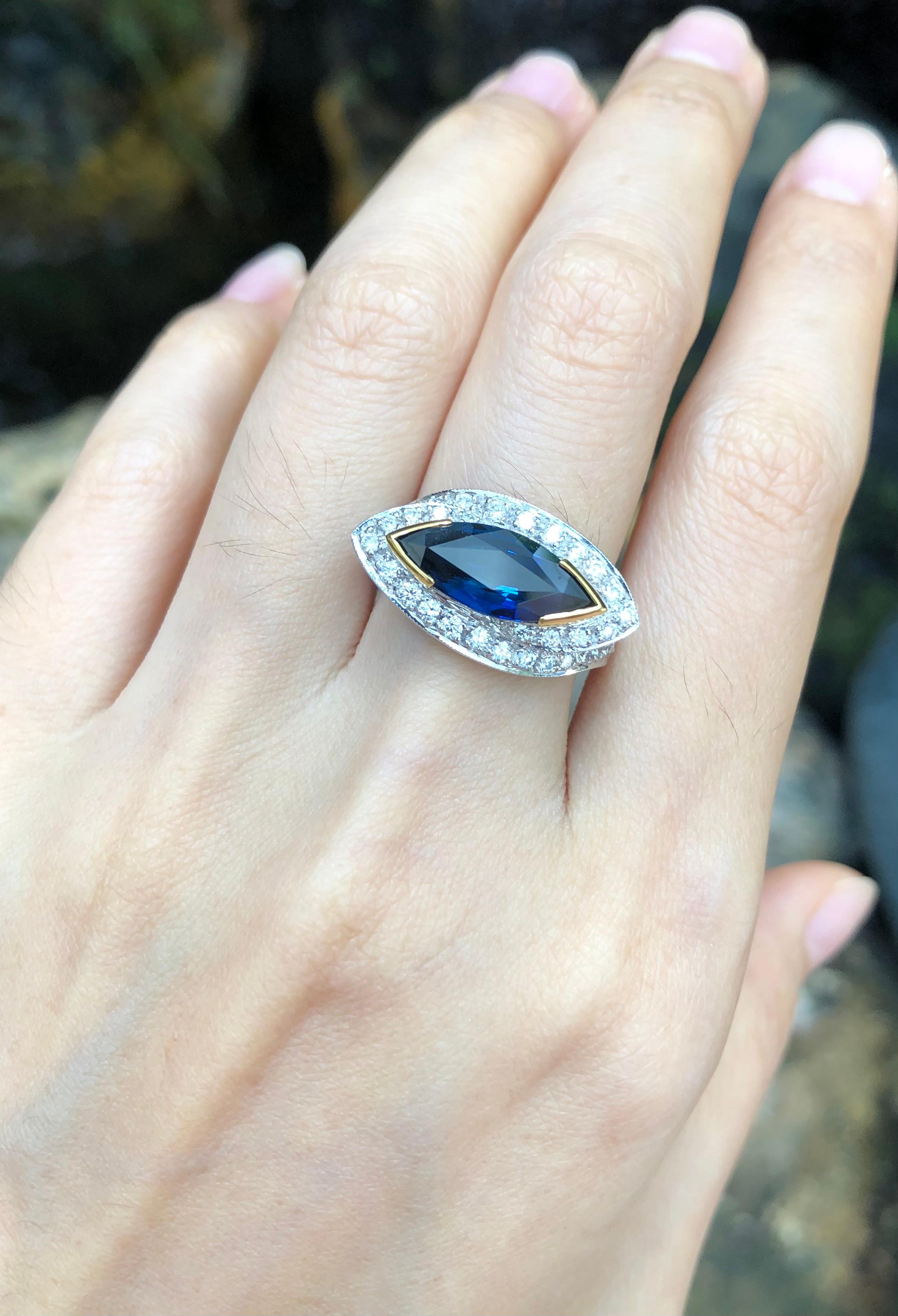 Contemporary Marquise Blue Sapphire with Diamond Ring Set in 18 Karat White Gold Settings For Sale
