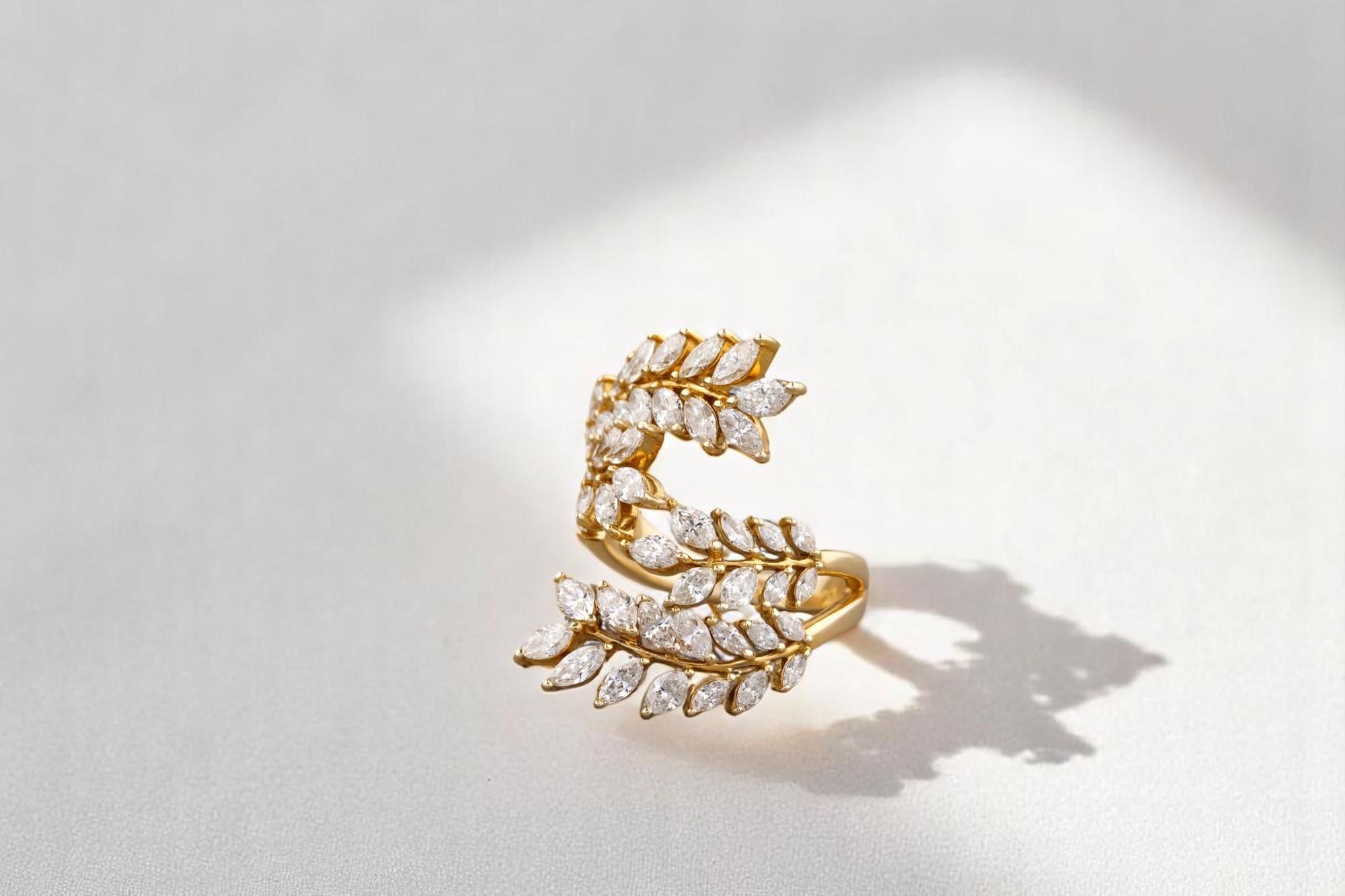 Marquise Zweige & Blätter Diamantring in 14K massivem Gold (zertifiziert) (Art déco) im Angebot