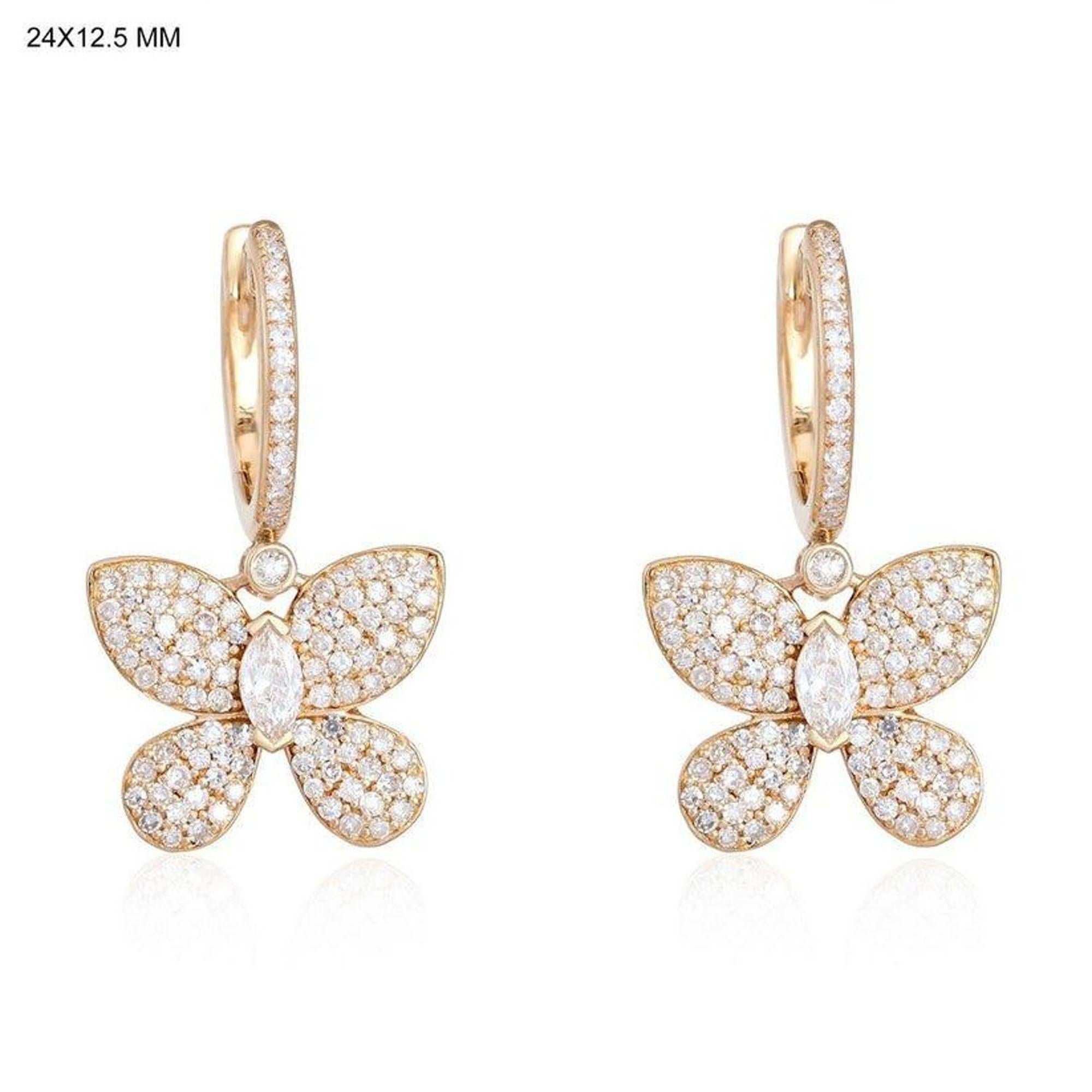 Orecchini a goccia con centro marquise e pavé in oro giallo 14K