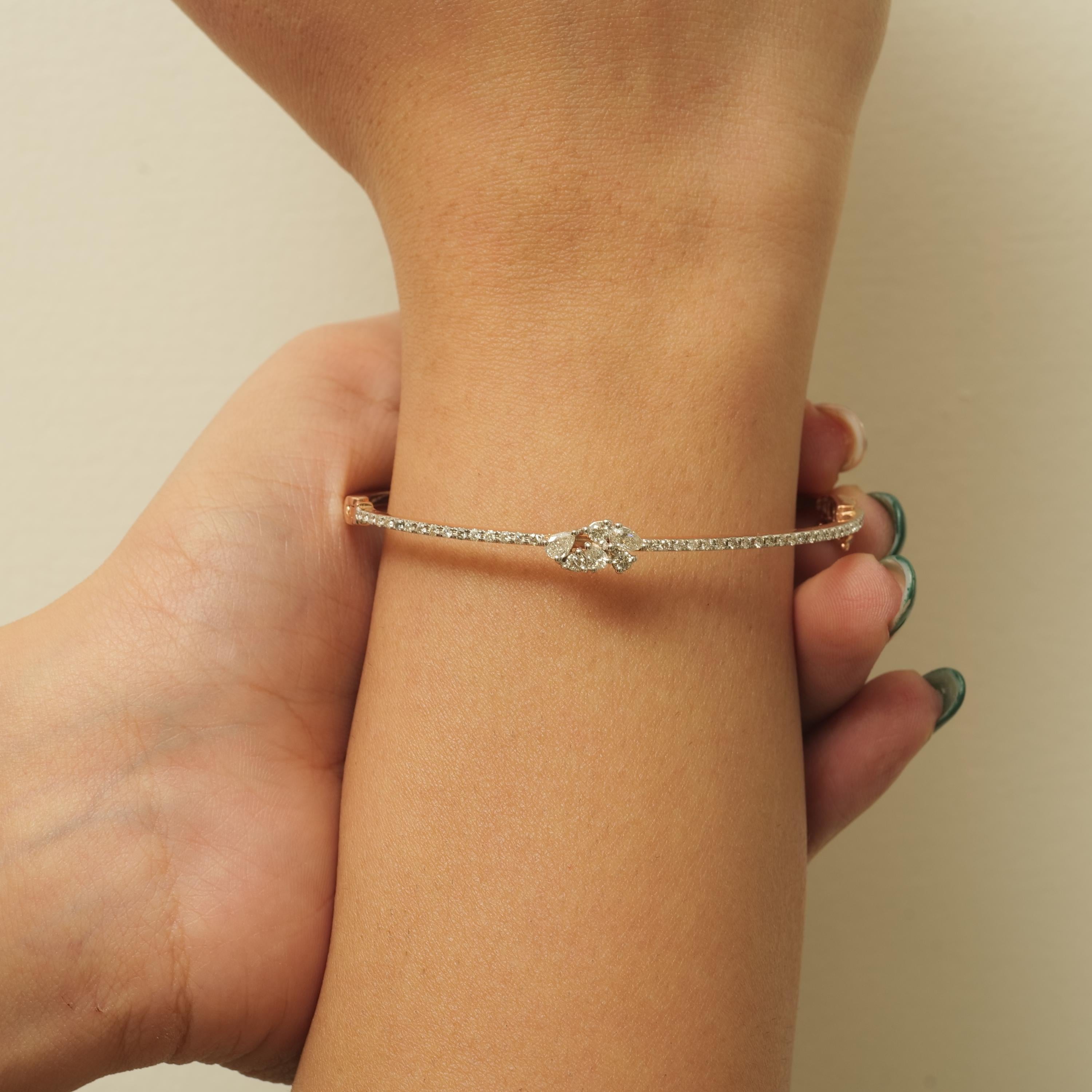 Art Deco Marquise Cluster Diamond Bracelet in 14k Solid Gold (Certified) For Sale