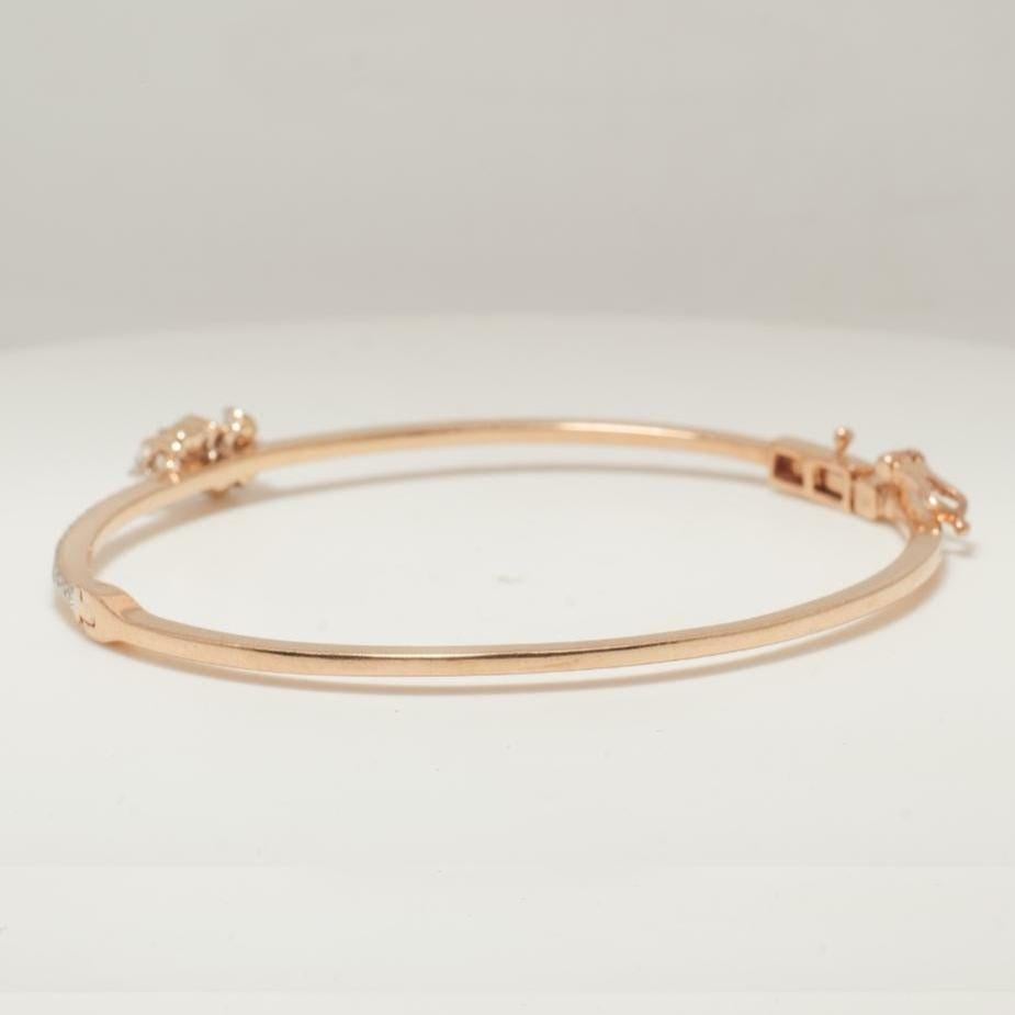 Marquise Cluster Diamond Bracelet in 14k Solid Gold (Certified) For Sale 2