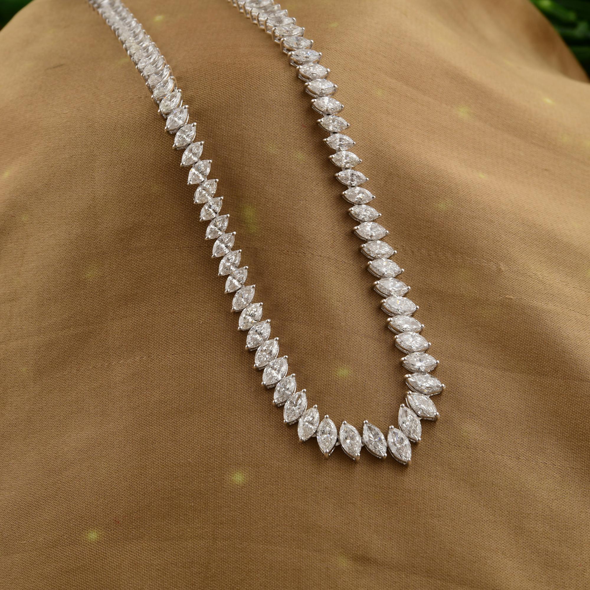 Collier de tennis en or blanc 18 carats, taille marquise, 11,86 carats de diamants en forme de V en vente 1