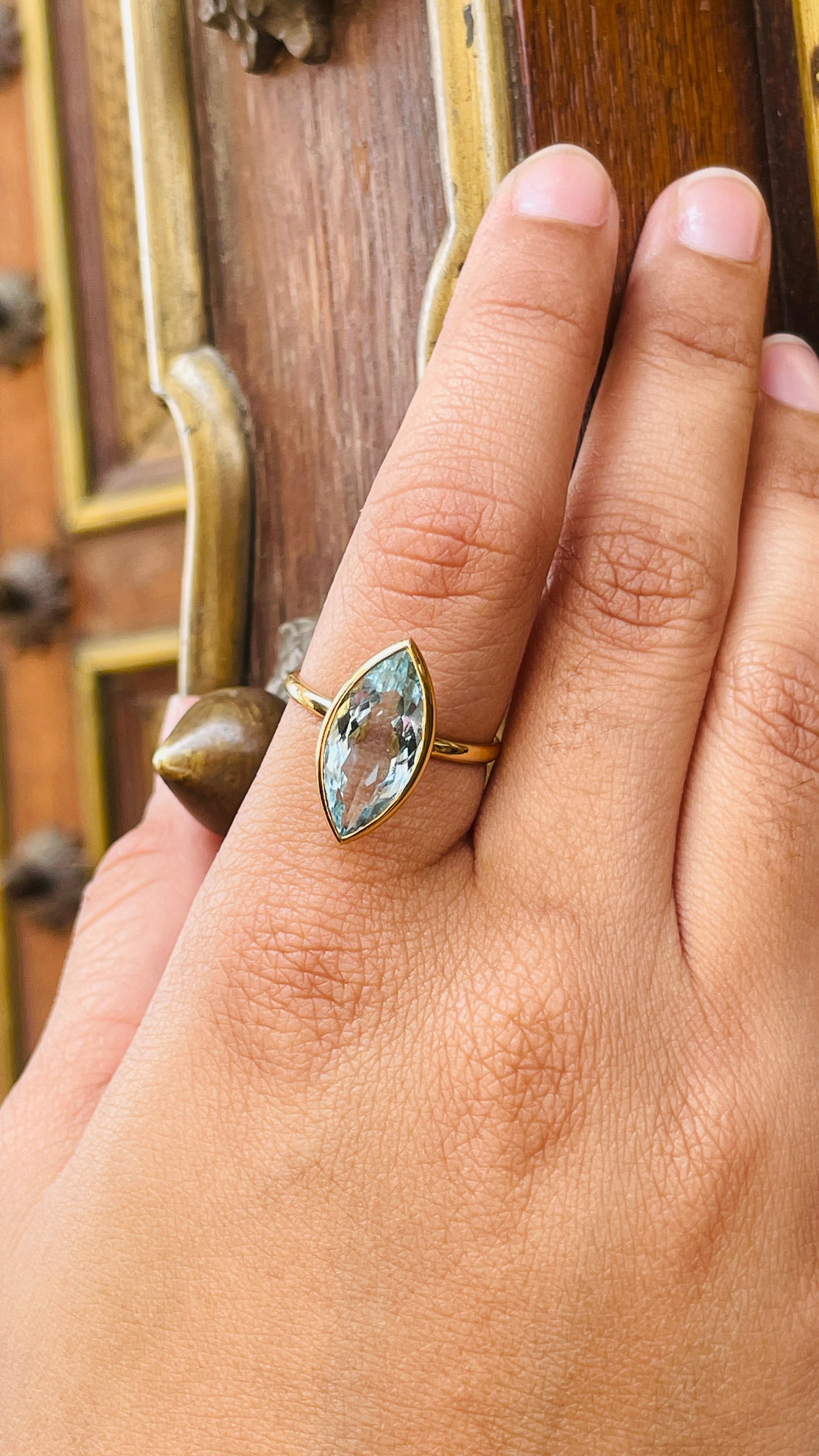 For Sale:  Marquise Cut Aquamarine Cocktail Ring in 18K Yellow Gold  12