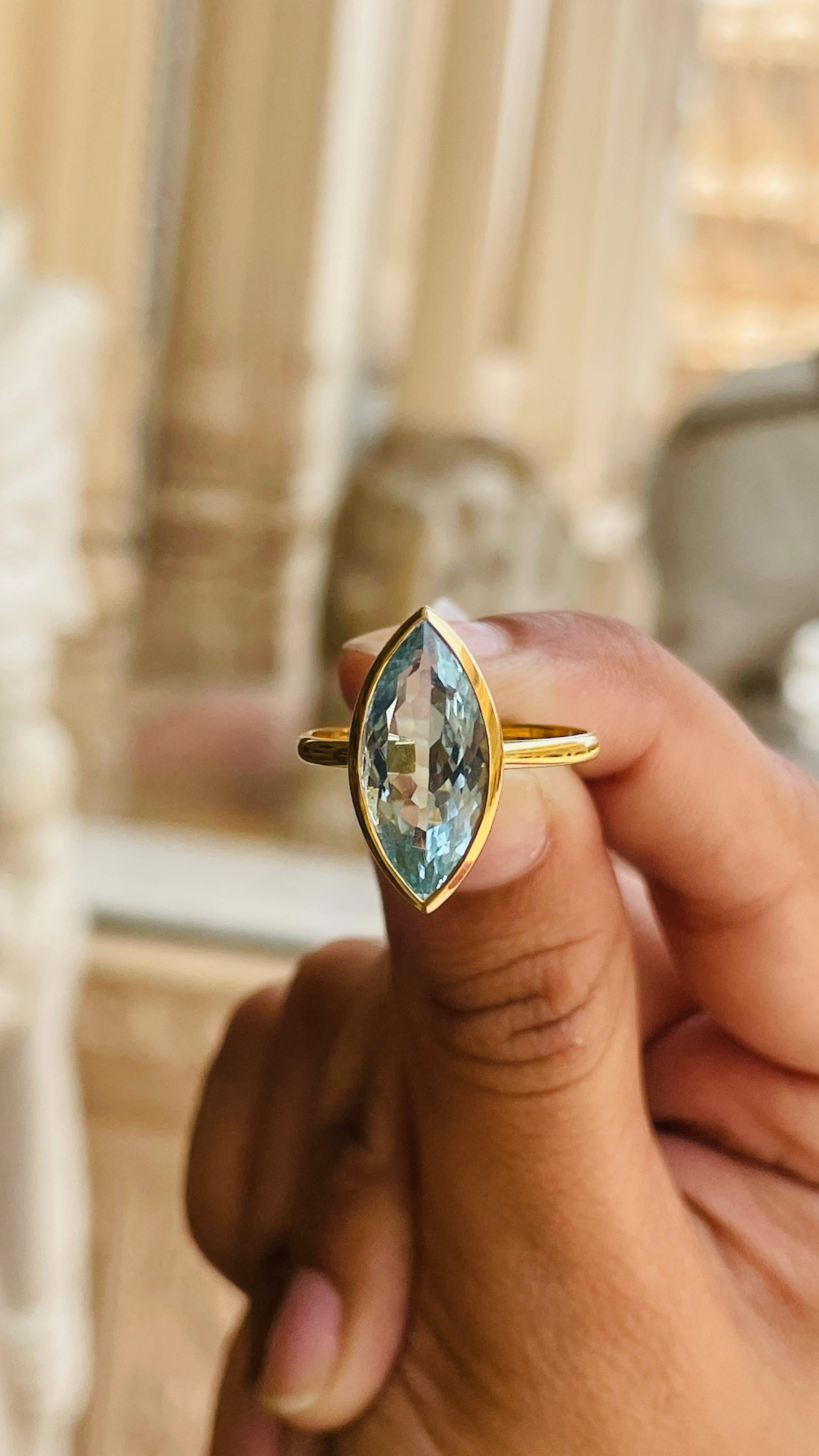 For Sale:  Marquise Cut Aquamarine Cocktail Ring in 18K Yellow Gold  14