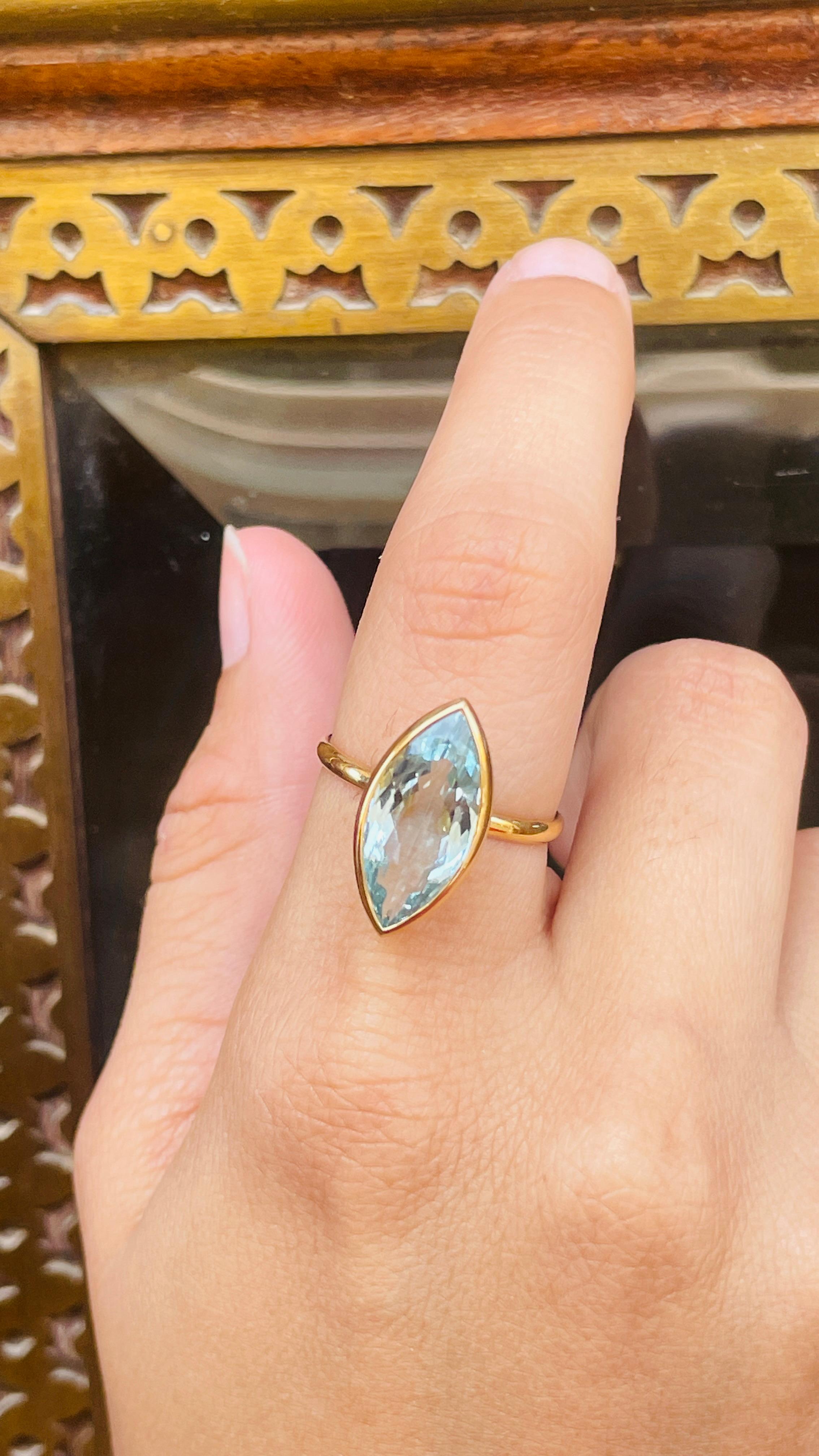For Sale:  Marquise Cut Aquamarine Cocktail Ring in 18K Yellow Gold  9