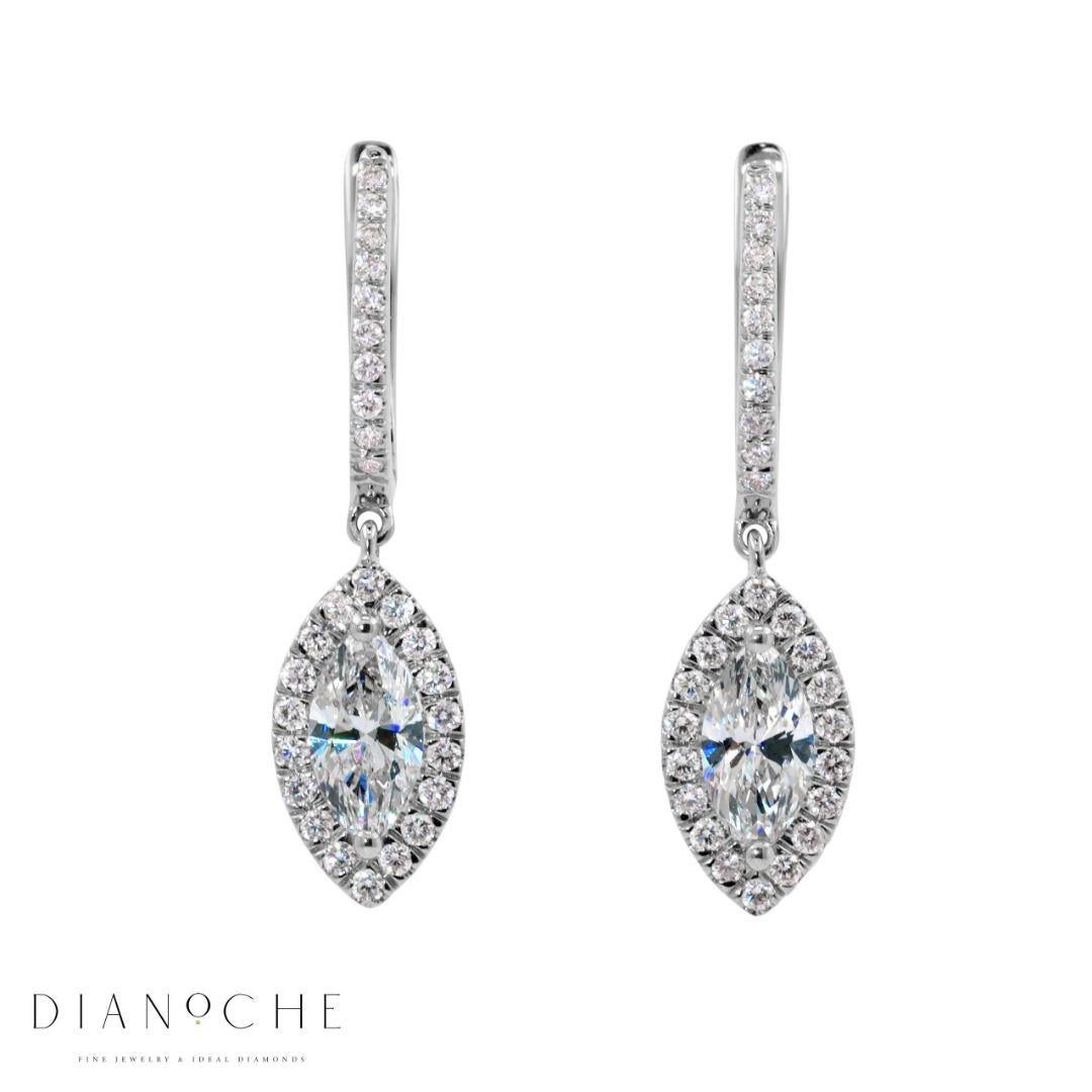 Marquise Cut Classic Diamond Halo Dangle Earrings in 14k White Gold In New Condition For Sale In רמת גן, IL