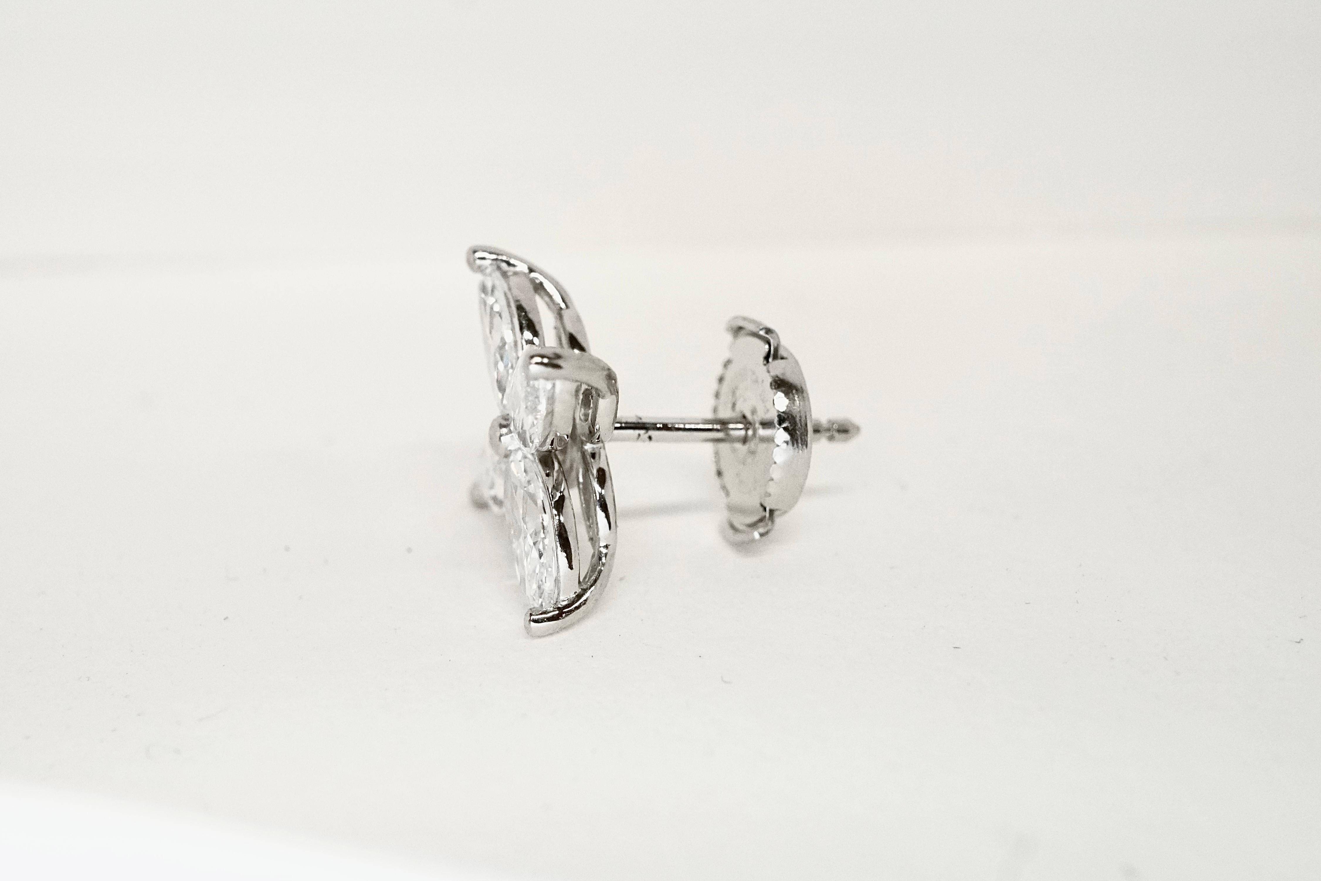 Marquise Cut Diamond Flower Earrings 1.62 Carat For Sale 1