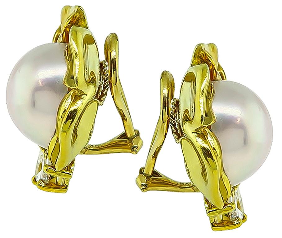 Women's or Men's Marquise Cut Diamond Pearl 18 Karat Yellow Gold Earrings For Sale