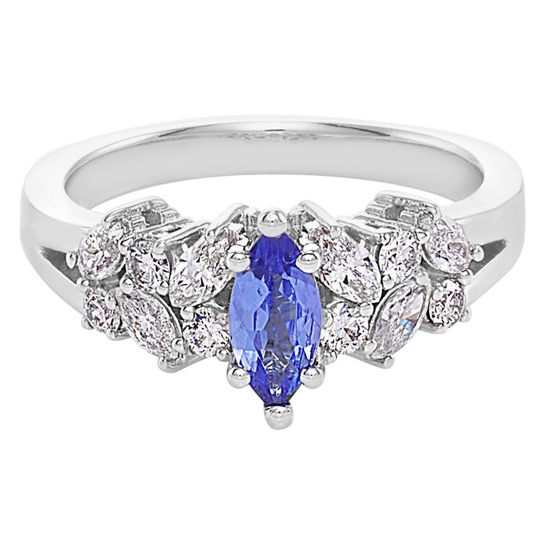 Bague de fiançailles en or blanc 18 carats avec tanzanite naturelle de taille marquise et diamants