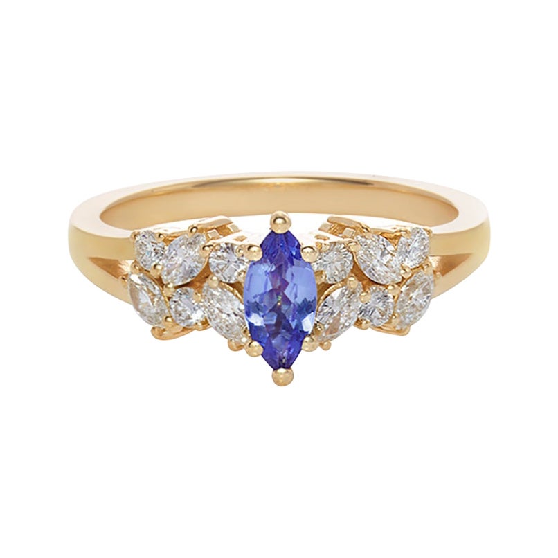 En vente :  Bague de fiançailles en or jaune 18 carats avec tanzanite naturelle de taille marquise et diamants