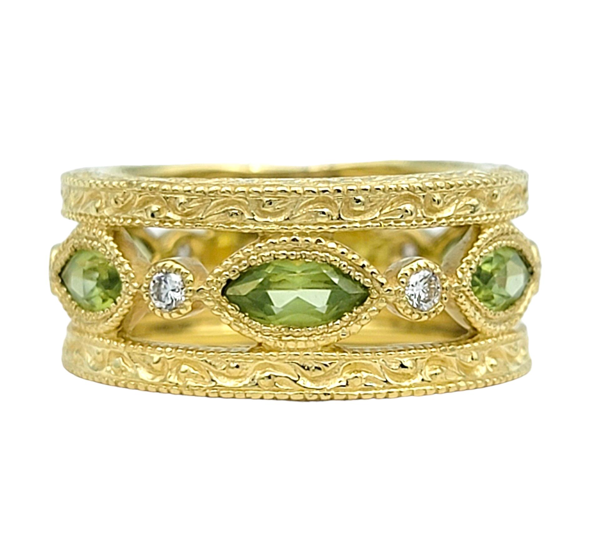 Ring size: 5.75

Discover modern elegance with this stunning 18 karat yellow gold band ring, a true masterpiece of jewelry craftsmanship. Adorned with five exquisite marquise cut peridots, this ring captures the vibrant green hues of these precious