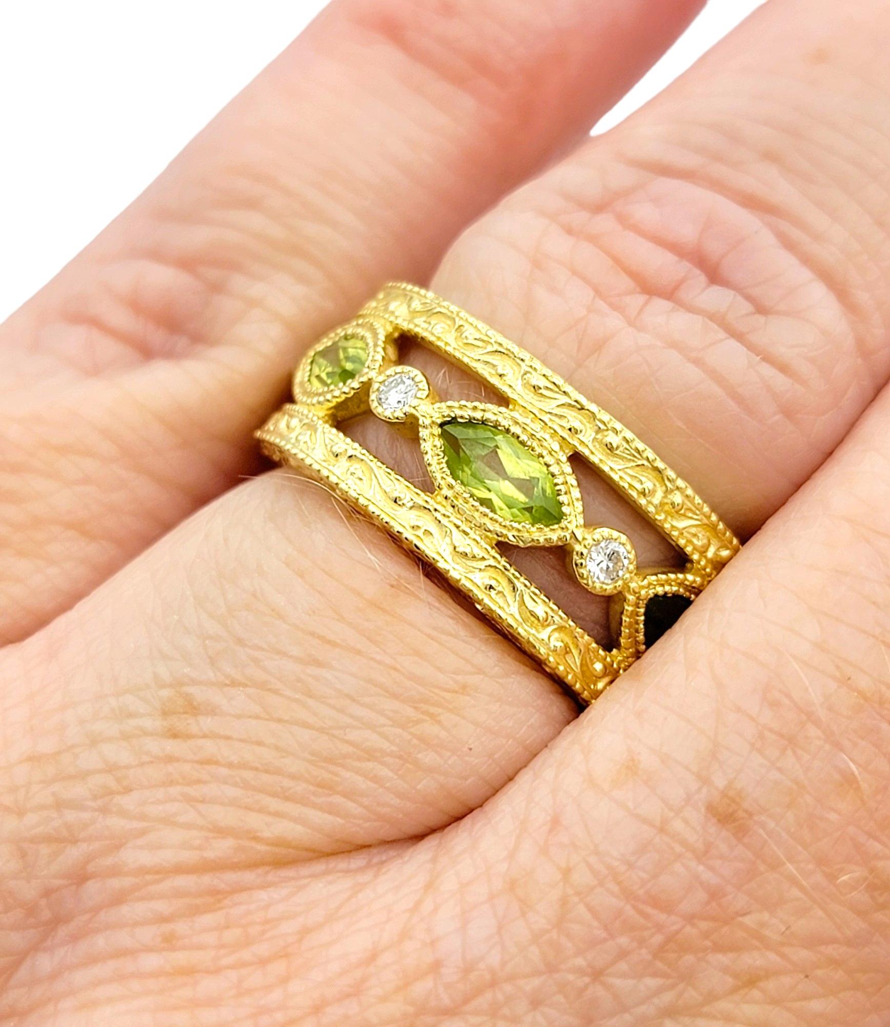 Marquise Cut Peridot Milgrain Band Ring with Diamonds in 18 Karat Yellow Gold 3