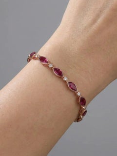 Armband aus 14K Roségold mit rosa Saphiren und Diamanten im Marquiseschliff