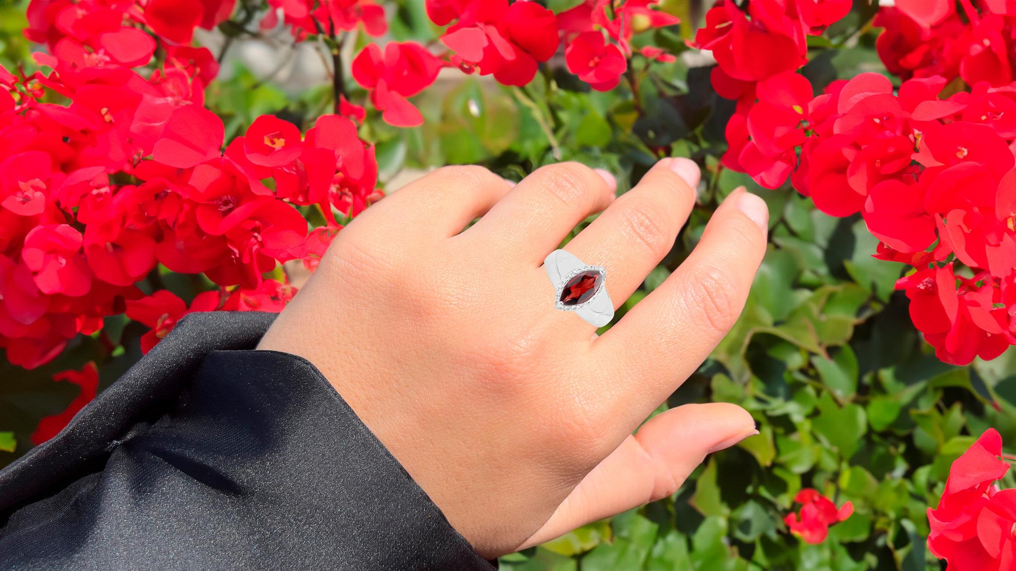 Marquise Cut Red Garnet Ring White Topaz Halo 2.07 Carats Total In Excellent Condition For Sale In Aliso Viejo, CA
