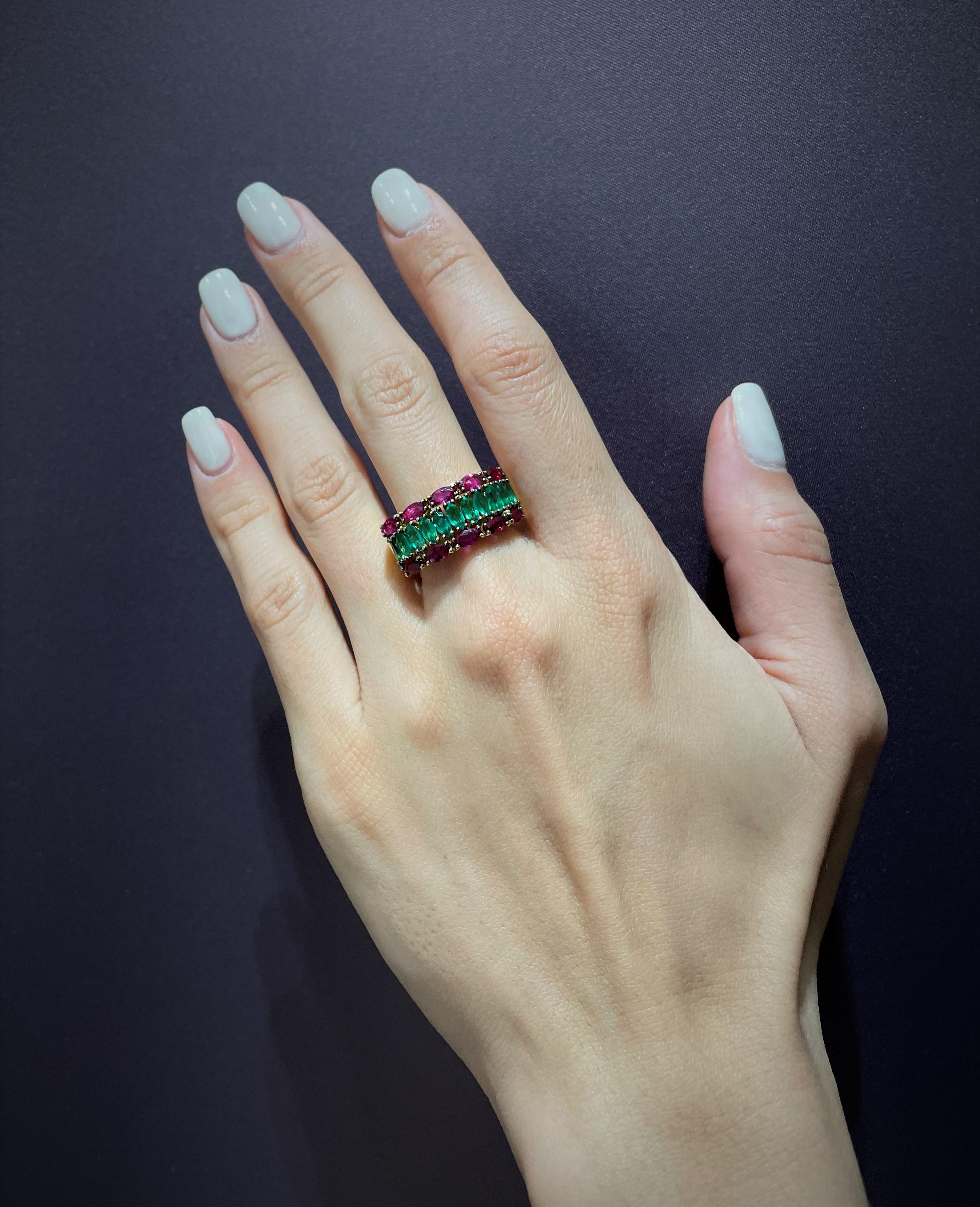 Contemporary Cocktail Ring set in Yellow Gold with:
- 11 Marquise Cut Emeralds with 1,25 ct;
- 10 Marquise Cut Rubies with 1,81 ct;
Unique Piece accompanied with its own Certificate of Authenticity.
Stamped by the Portuguese Assay Office as 19,2k