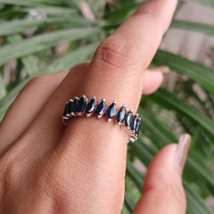 Bague unisexe empilable en argent 925 avec saphir bleu profond Marquise