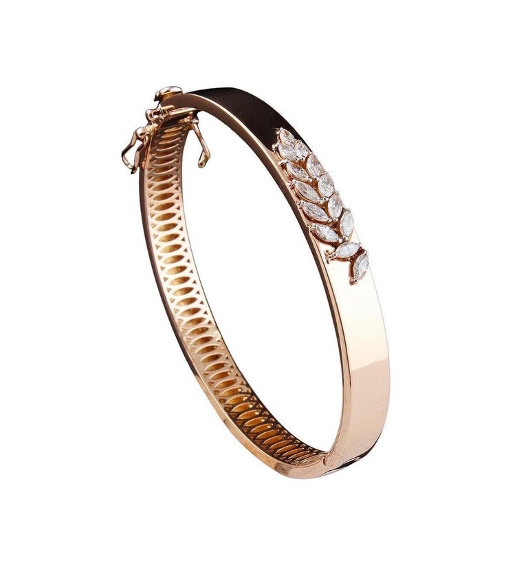 Modern Marquise Diamond 18 Karat Gold Bangle Bracelet Cuff For Sale