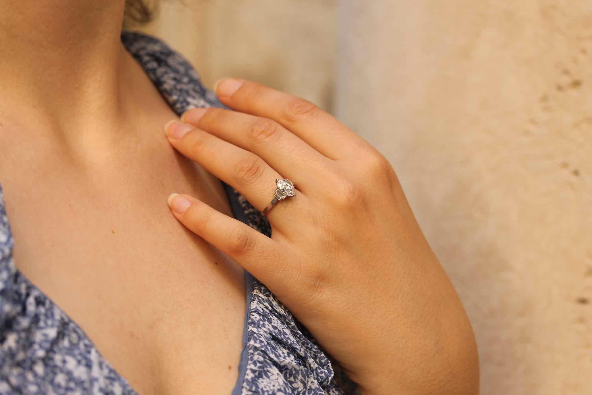 Marquise diamond and baguette diamonds ring in platinum For Sale 1