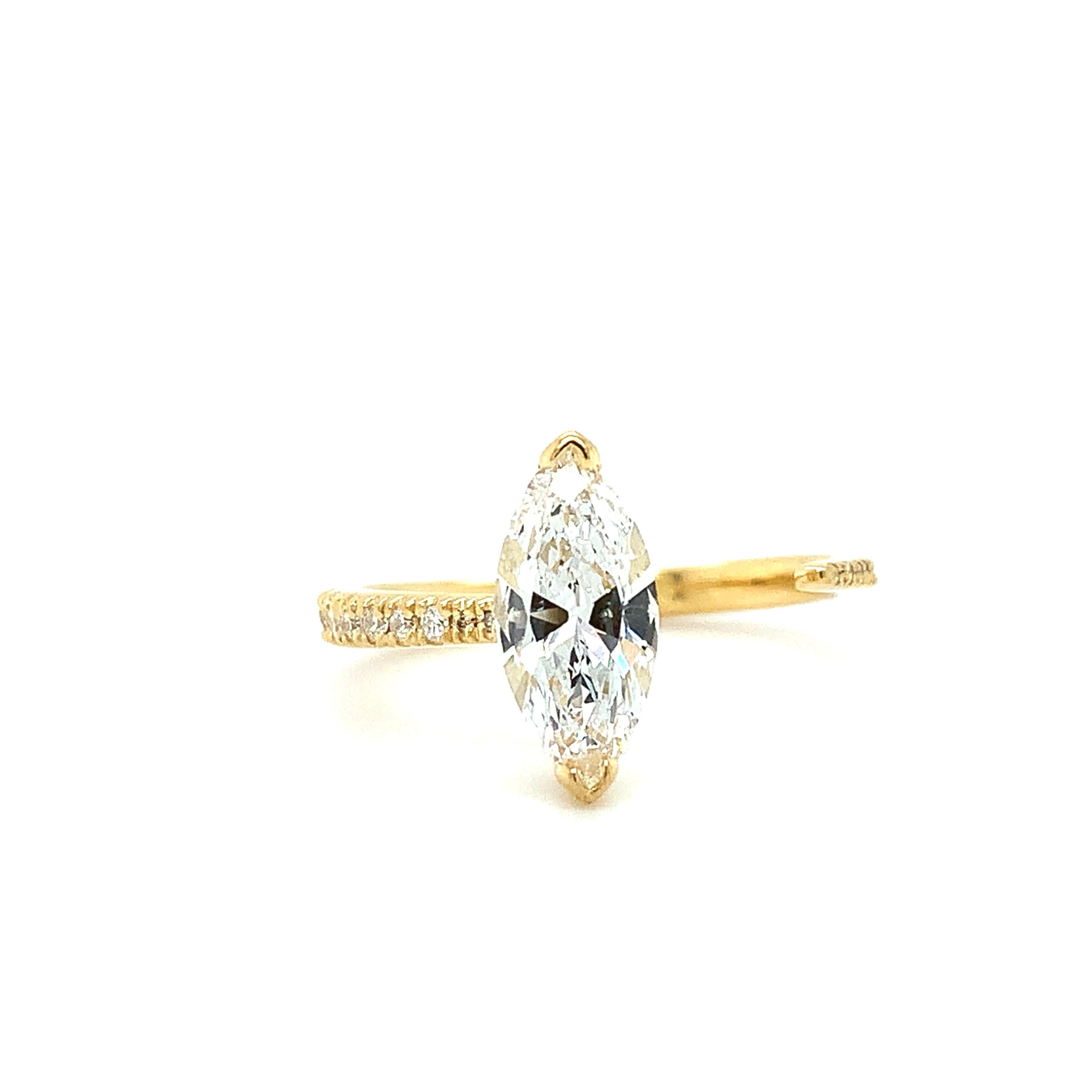 Marquise diamond art deco split open band cocktail ring 18k yellow gold For Sale 2