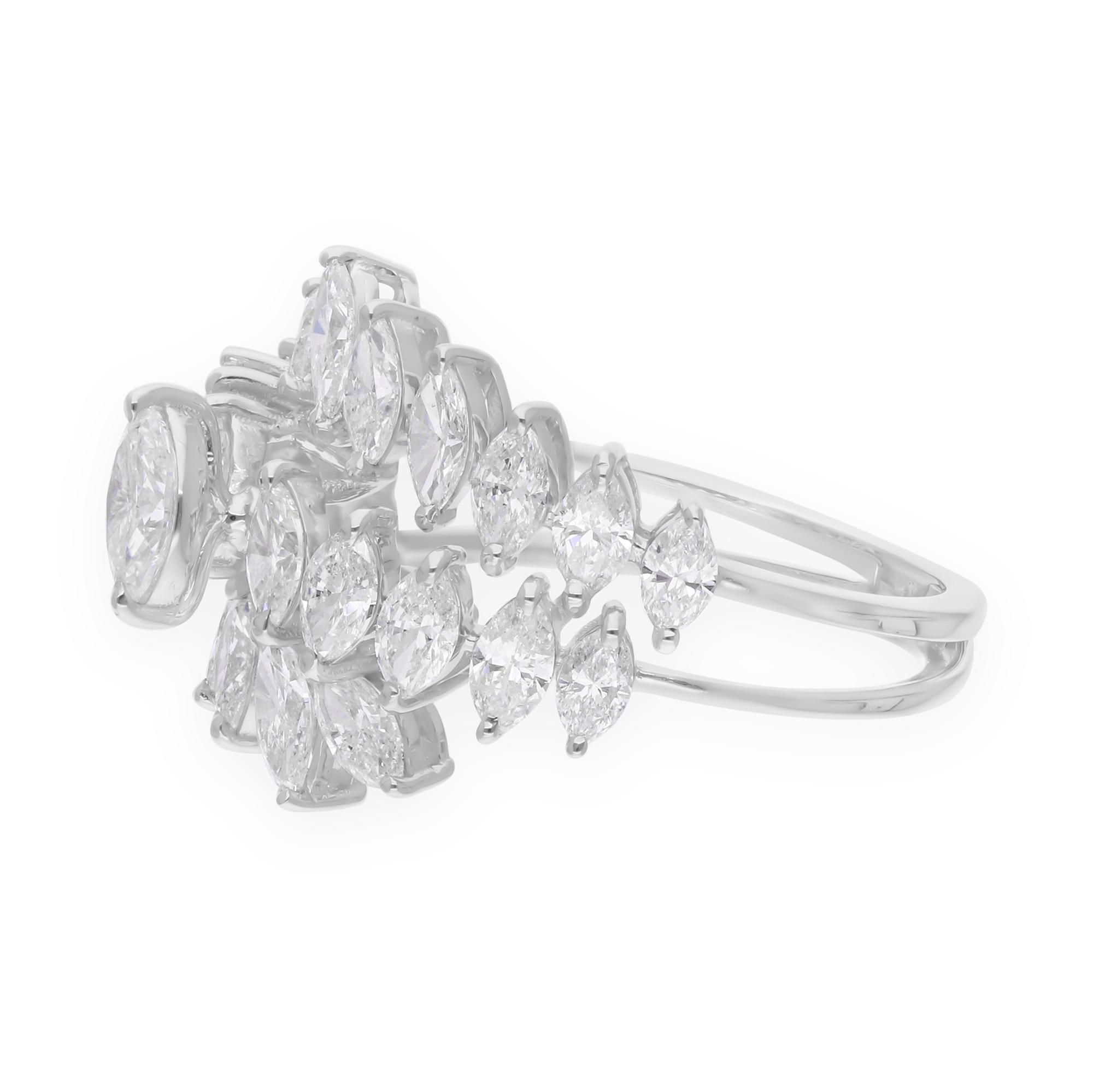 in vendita:  Anello da cocktail largo con cluster di diamanti Marquise in oro bianco 18k Tutte le tariffe sono pagate 6