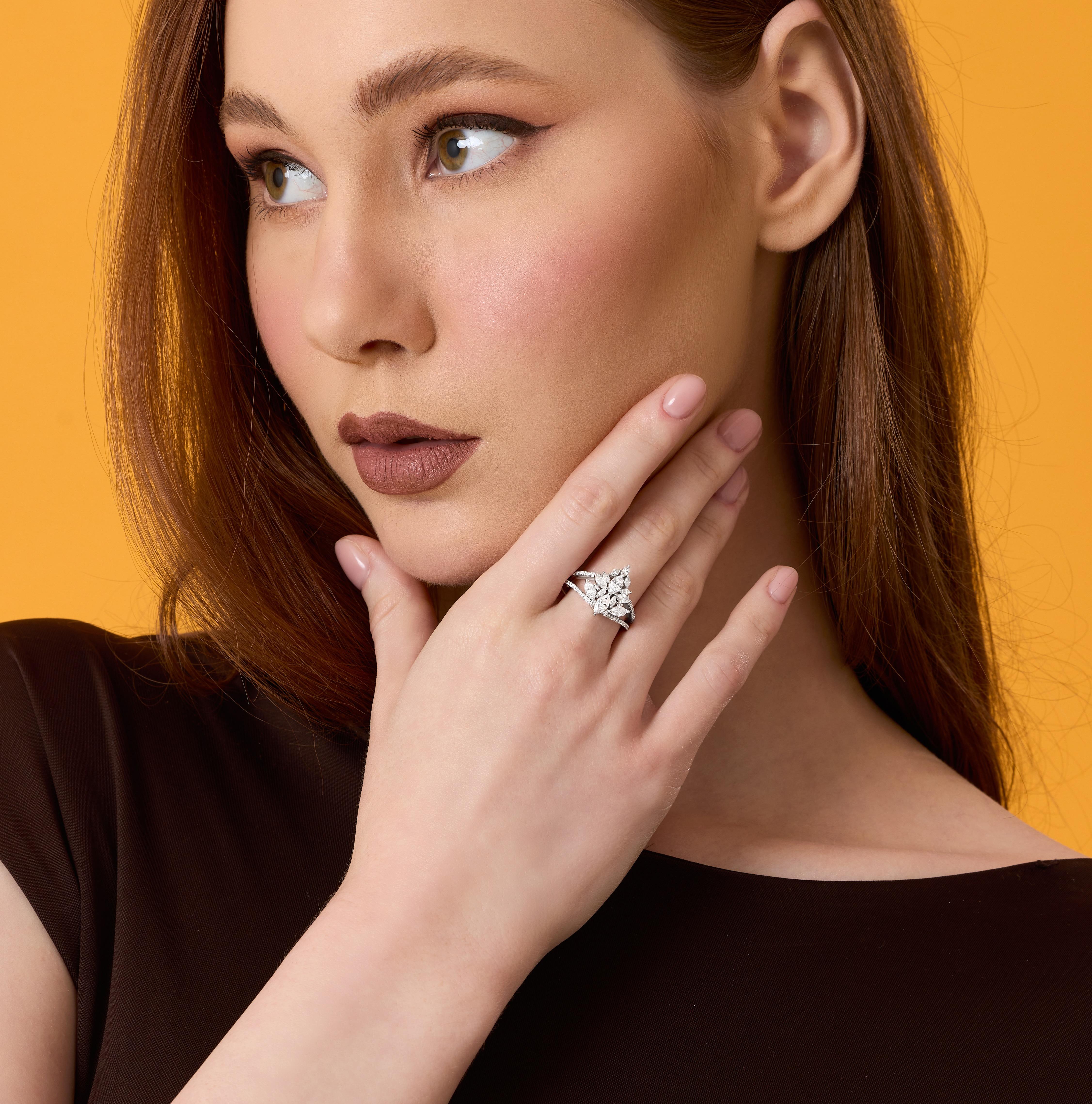 For Sale:  Marquise Diamond Cocktail 1.25ct Solid Gold Ring 3