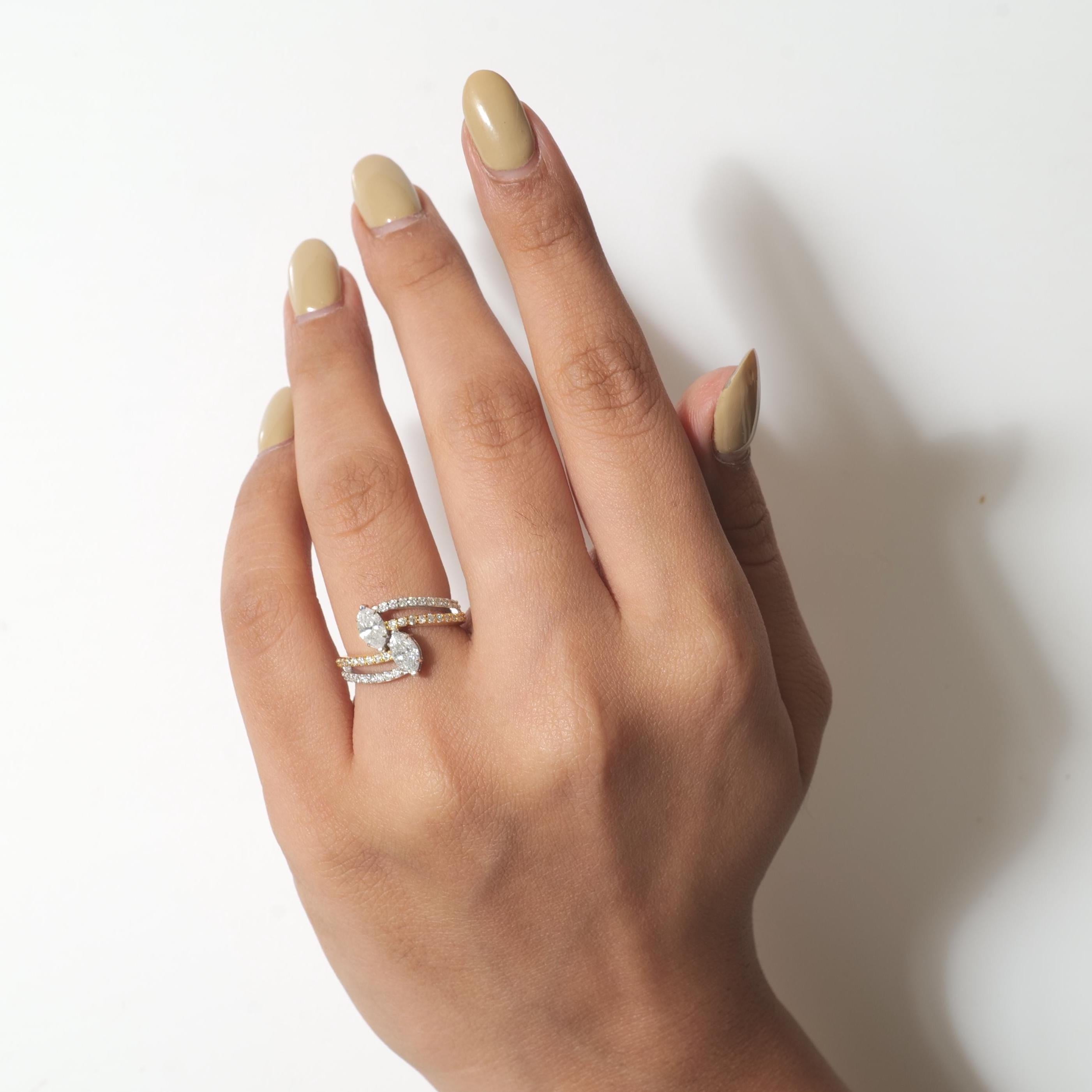 Art Déco Anello con croce di diamanti Marquise in oro massiccio 14k (certificato) in vendita
