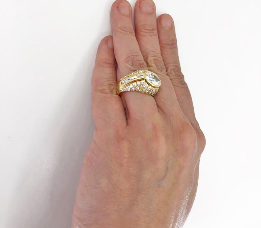 Marquise Diamond Yellow Gold Dome Ring In Good Condition In New York, NY