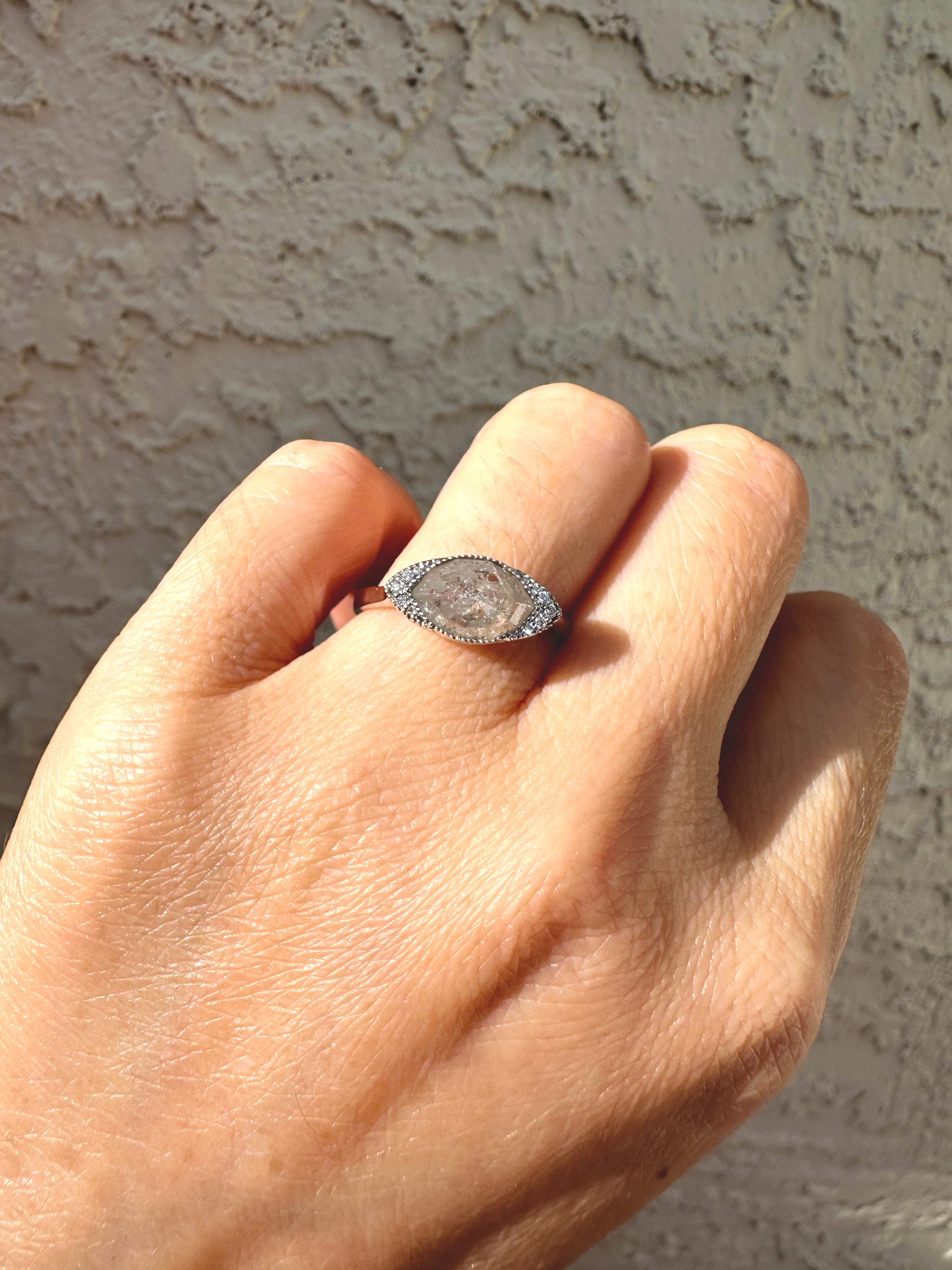 Verlobungsring aus 14 Karat Weißgold mit Marquise-Diamant Ost-West Sideways Set AD2226 3