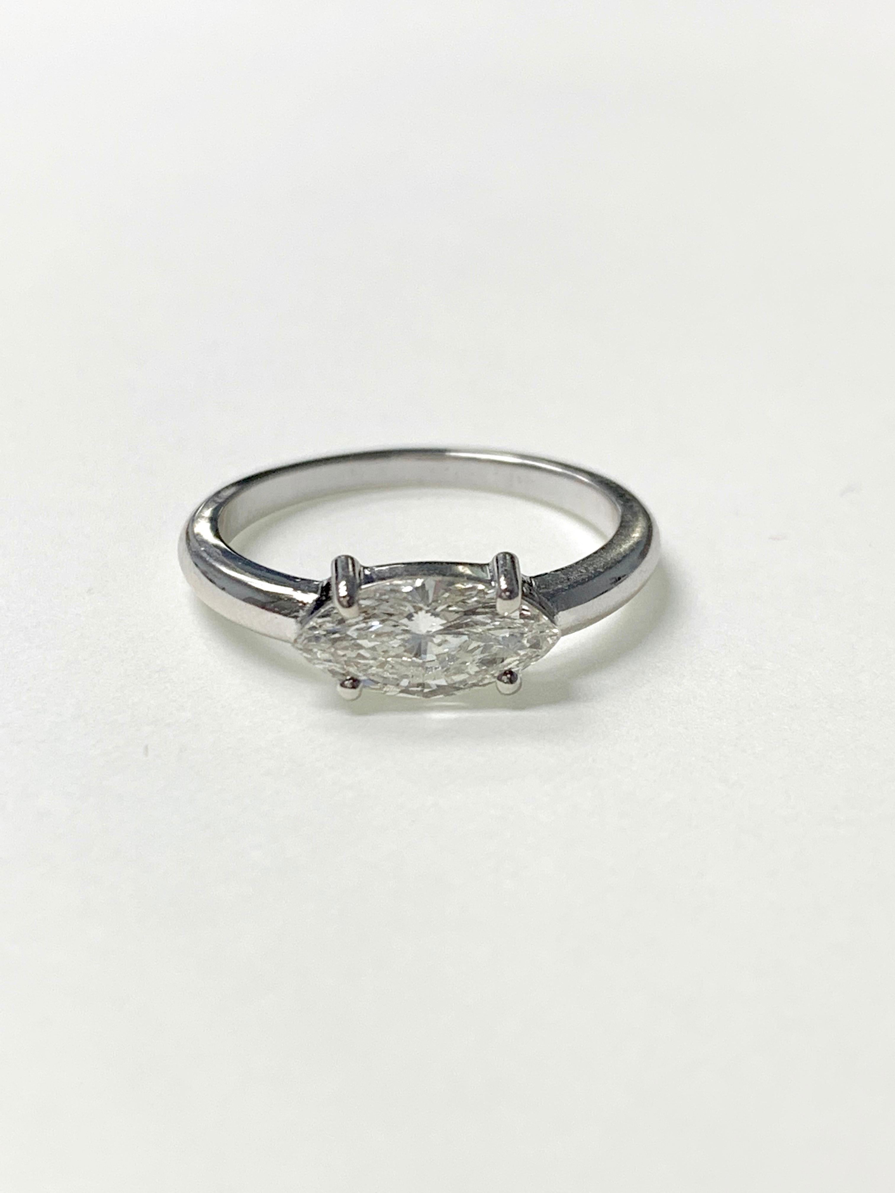 Contemporary Marquise Diamond Engagement Ring in 18 Karat White Gold For Sale