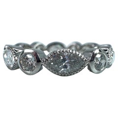 Platinring mit Marquise-Diamant-Eternity-Ring 1,7 Karat groß 