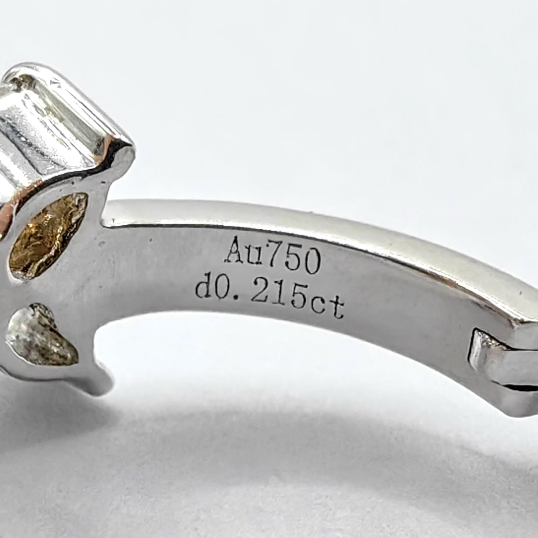 Pendientes de aro de oro blanco de 18 quilates con flor de diamante marquesa y pavé de diamantes talla redonda en venta 6