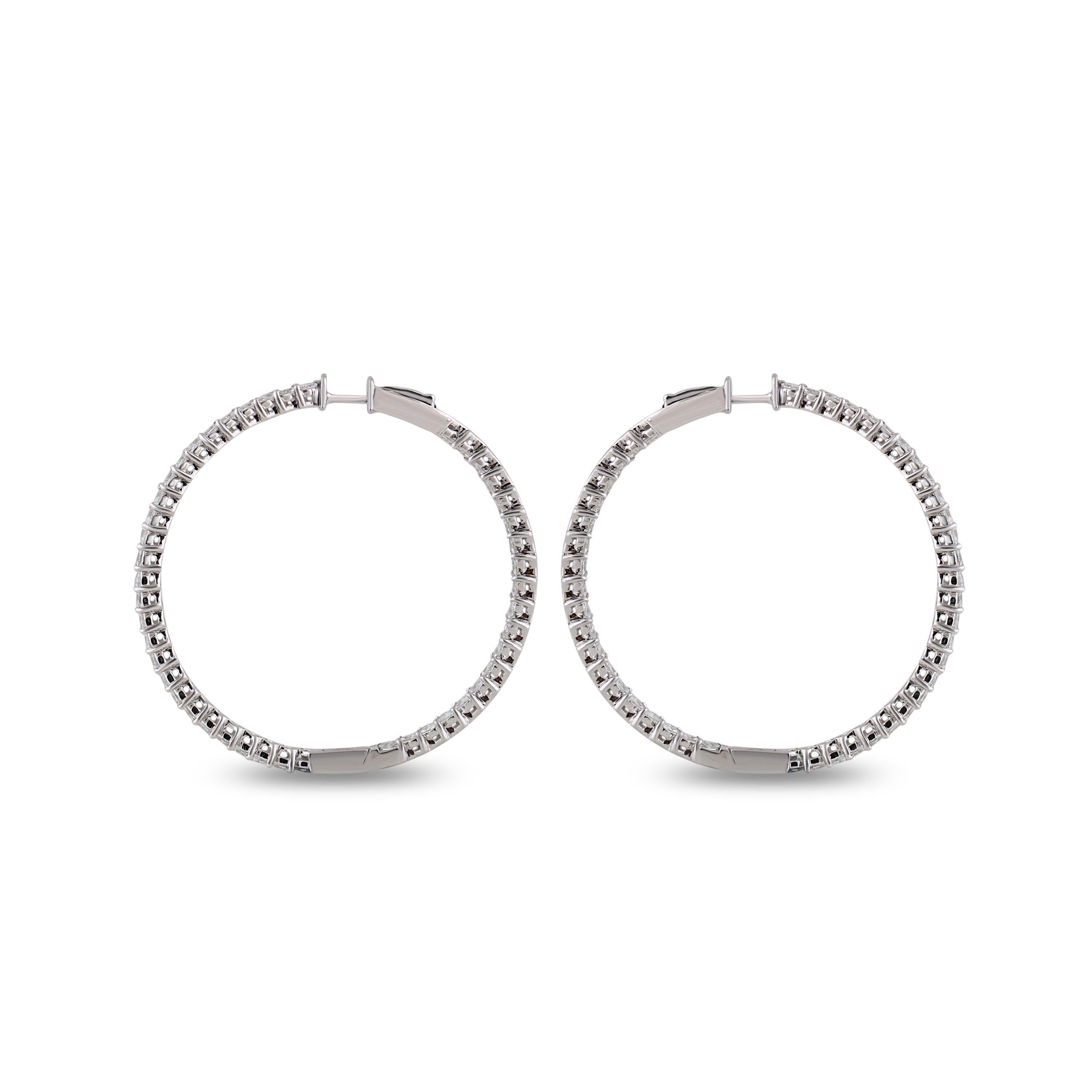 Studio Rêves Marquise Diamond Hoop Earrings in 18 Karat White Gold In New Condition For Sale In Mumbai, Maharashtra