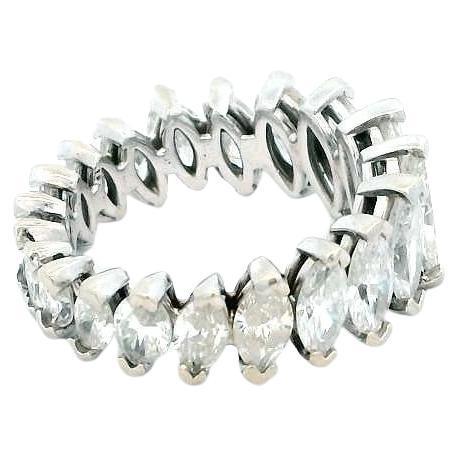Anillo con Diamante Marquesa en Engaste de Platino