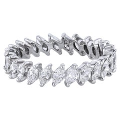 Bracelet éternel en platine avec diamant marquise