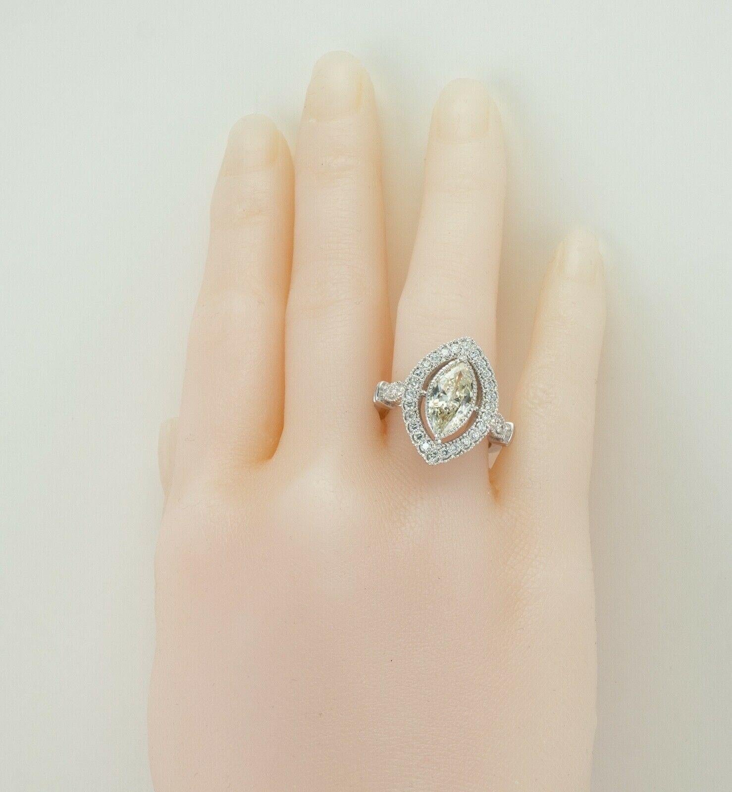 Anillo de diamantes marquesa de compromiso de oro blanco de 18 quilates 3,10 TDW Del Co en venta 4
