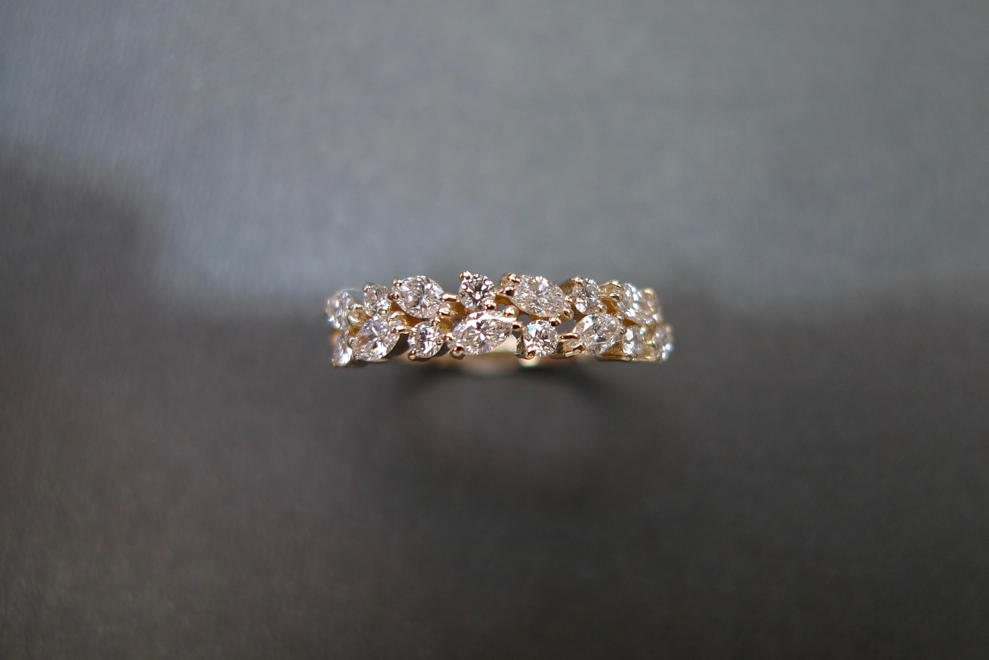 For Sale:  Marquise Diamond Round Brilliant Cut Diamond Wedding Ring 18K Yellow Gold 5