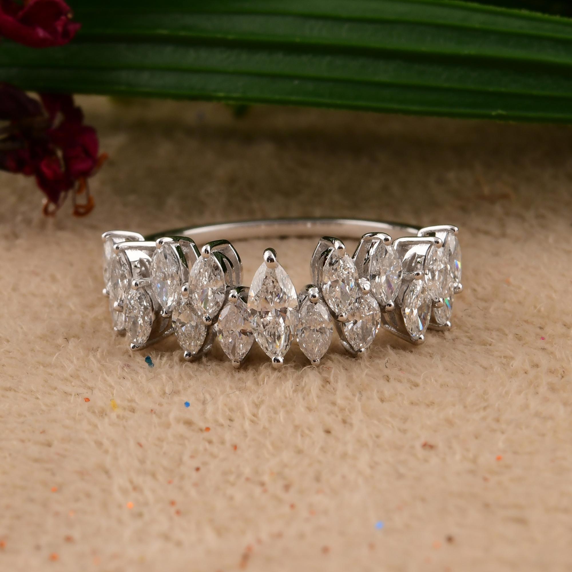 in vendita:  Anello di fidanzamento con diamante marquise SI/H Regalo in oro bianco 14k Tutte le tariffe pagate 5