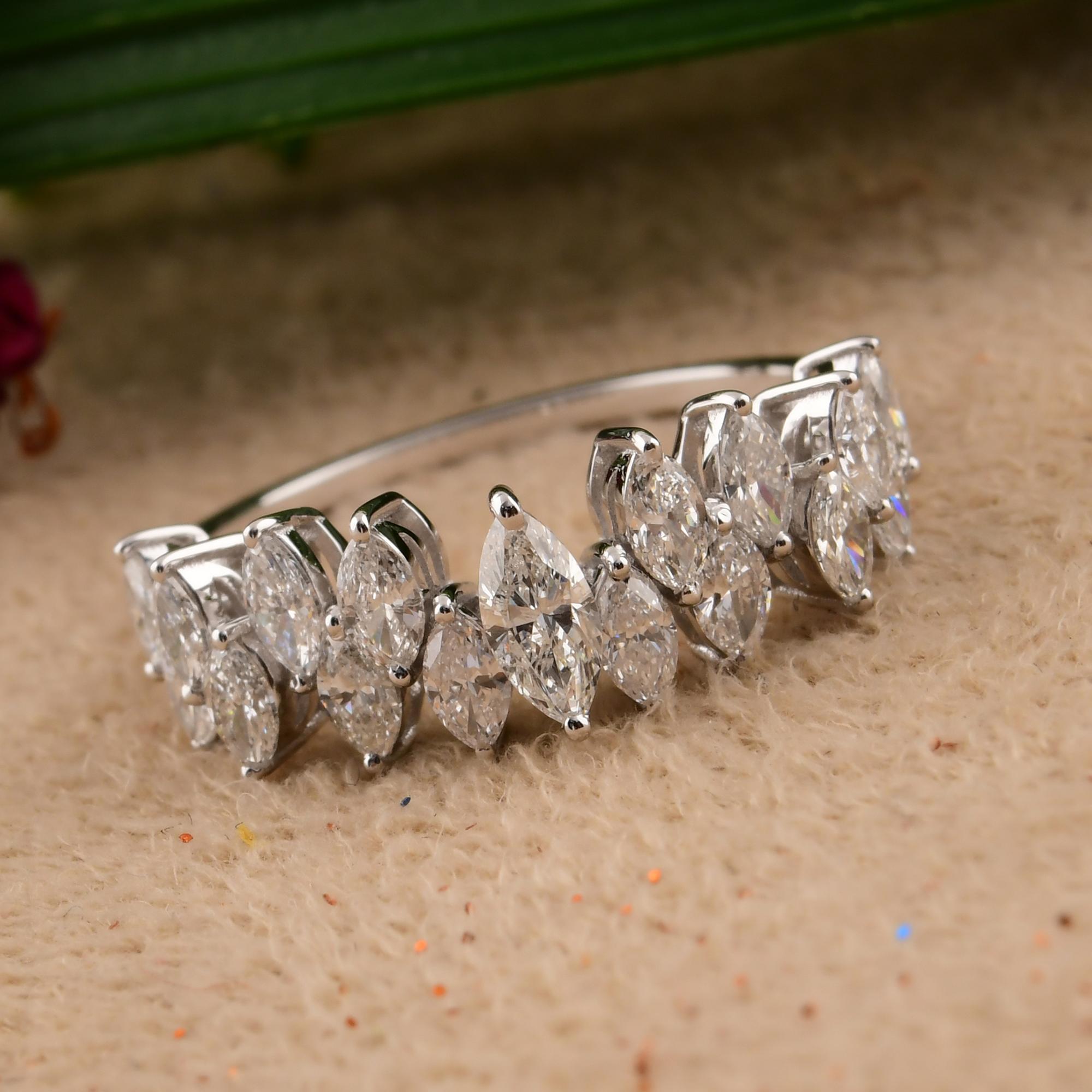in vendita:  Anello di fidanzamento con diamante marquise SI/H Regalo in oro bianco 18k Tutte le tariffe sono pagate 8