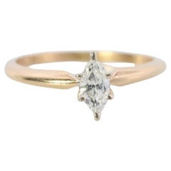 Marquise Diamant Solitär Ring . 14k Diamant Petite 0,18ct Verlobungsring
