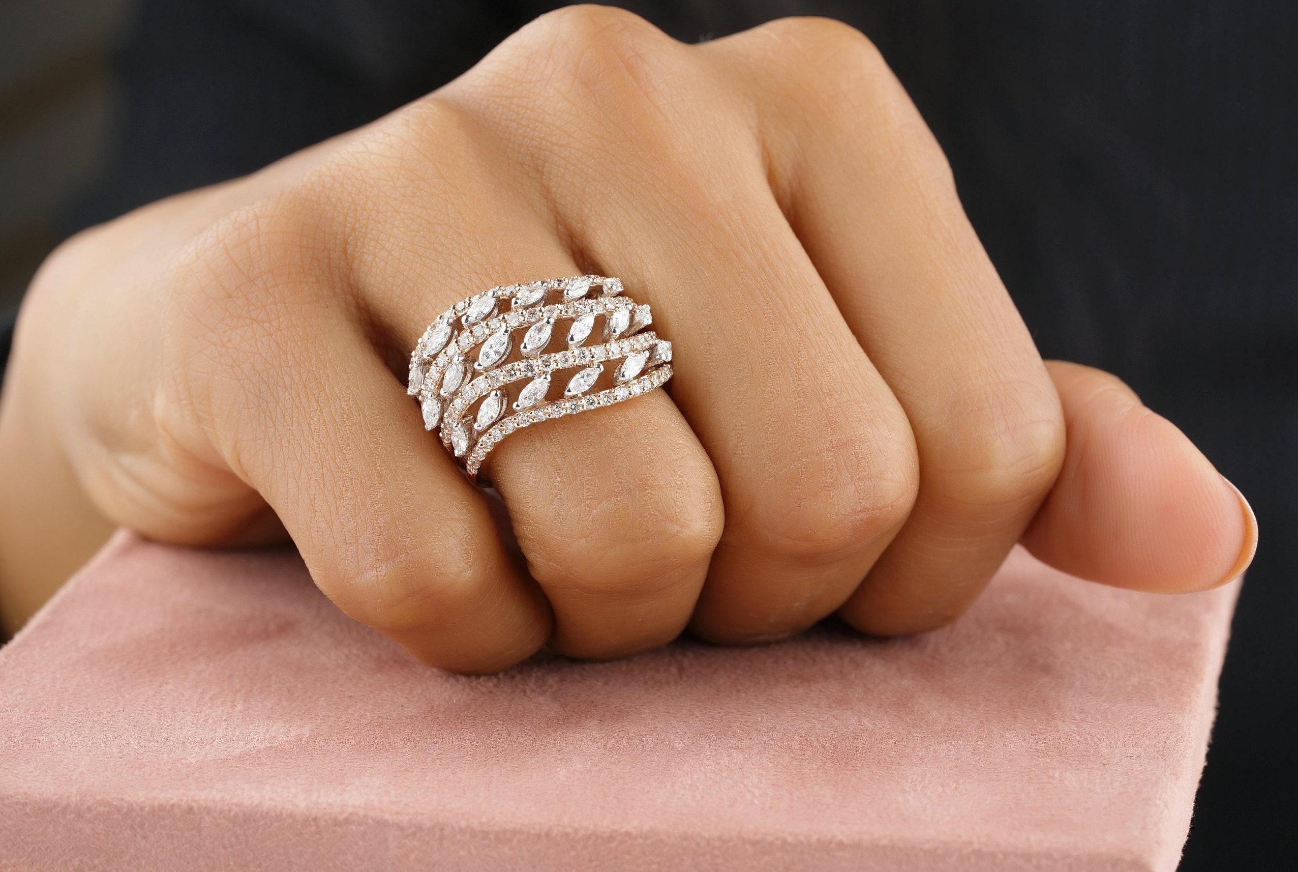 Art déco Anneau Wave Lines Marquise en or massif 14 carats (certifié) en vente