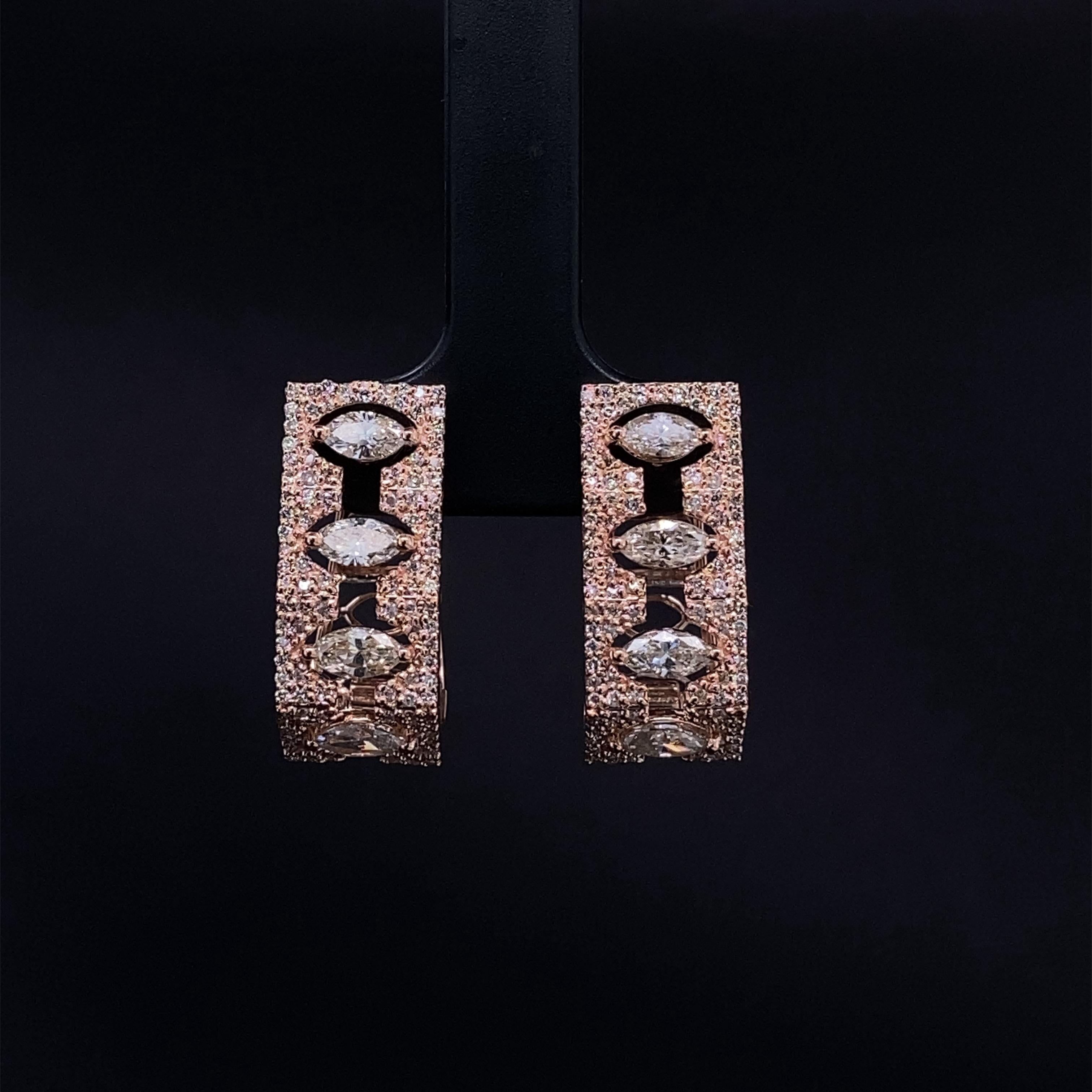 Marquise Cut Marquise Diamonds Bar Plug Earrings in 18K Solid Gold For Sale