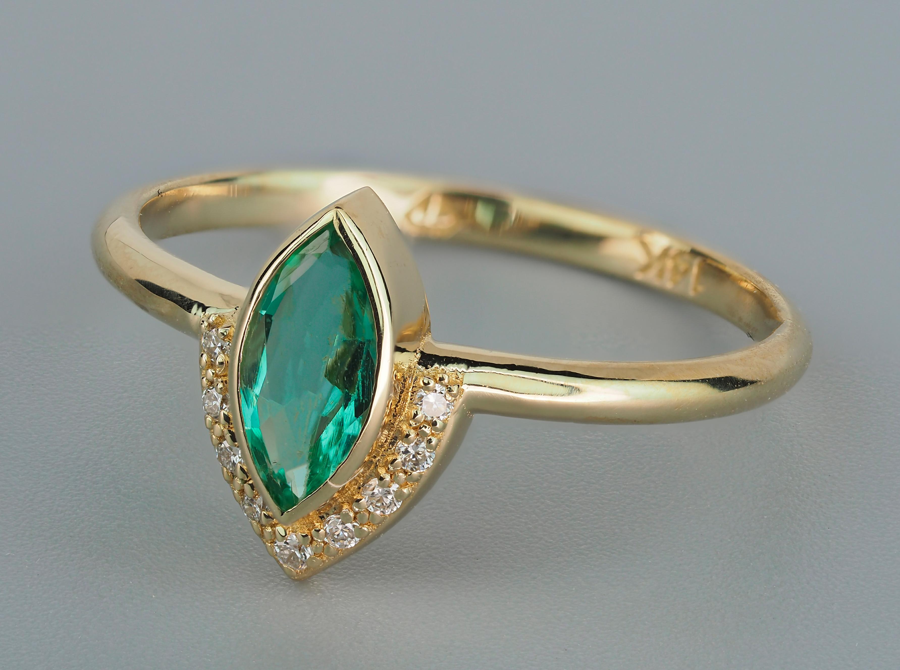 marquise emerald rings