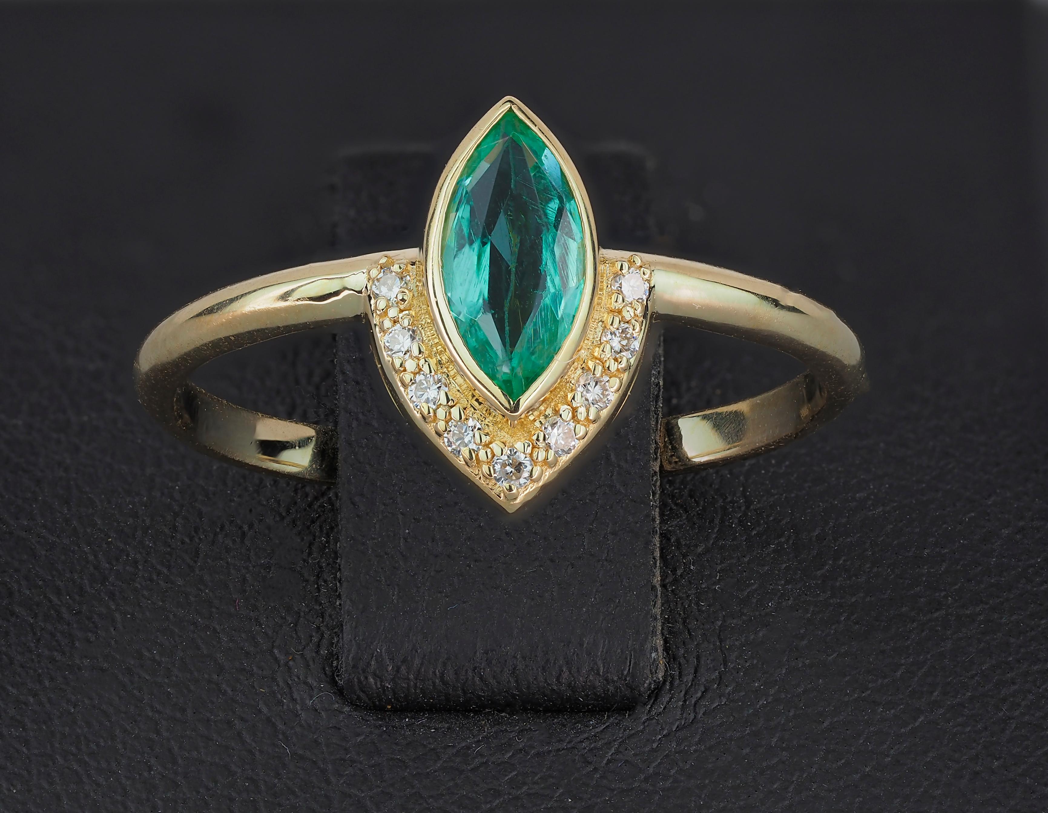 Marquise Cut Marquise Emerald Ring in 14 Karat Yellow Gold, Genuine Emerald Ring For Sale