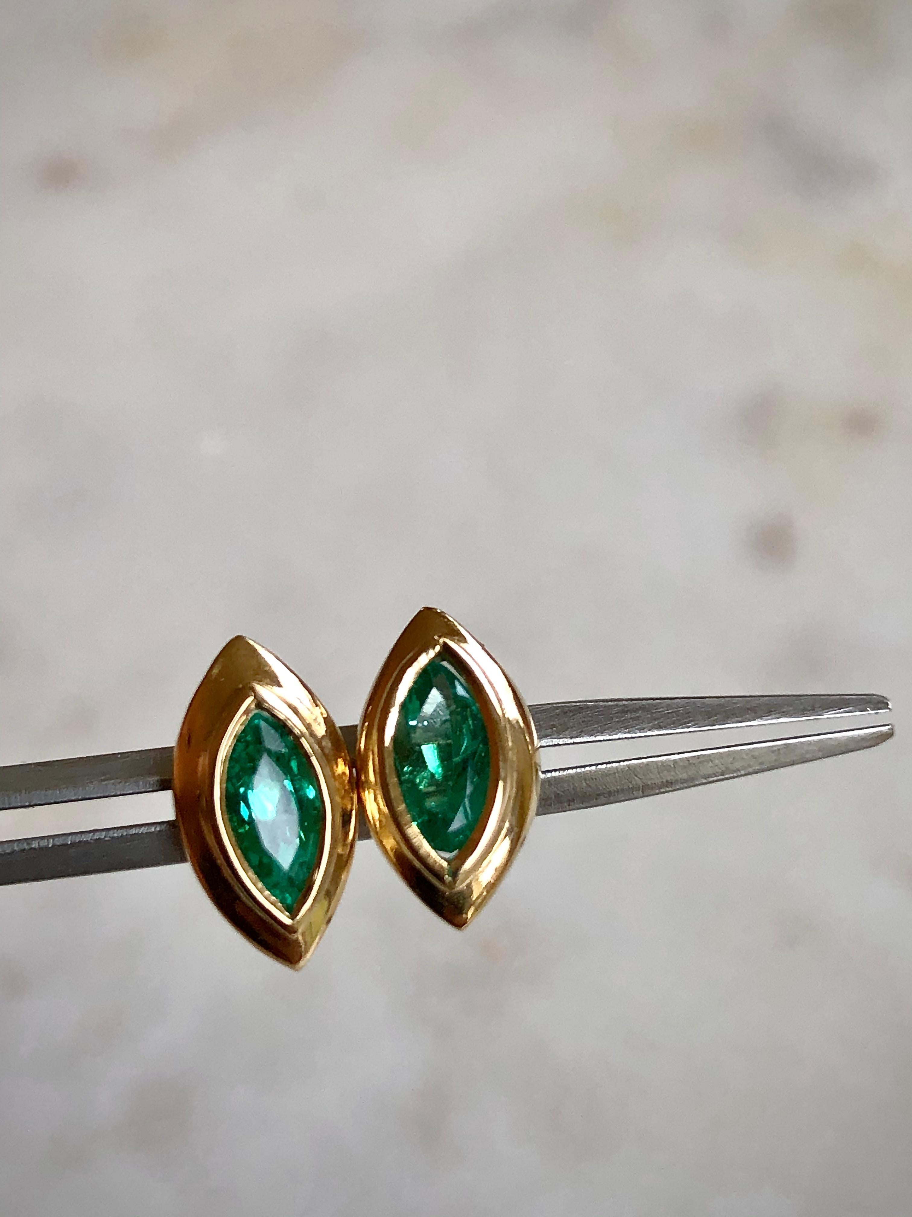 Marquise Emerald Stud Earrings 18 Karat Yellow Gold 2
