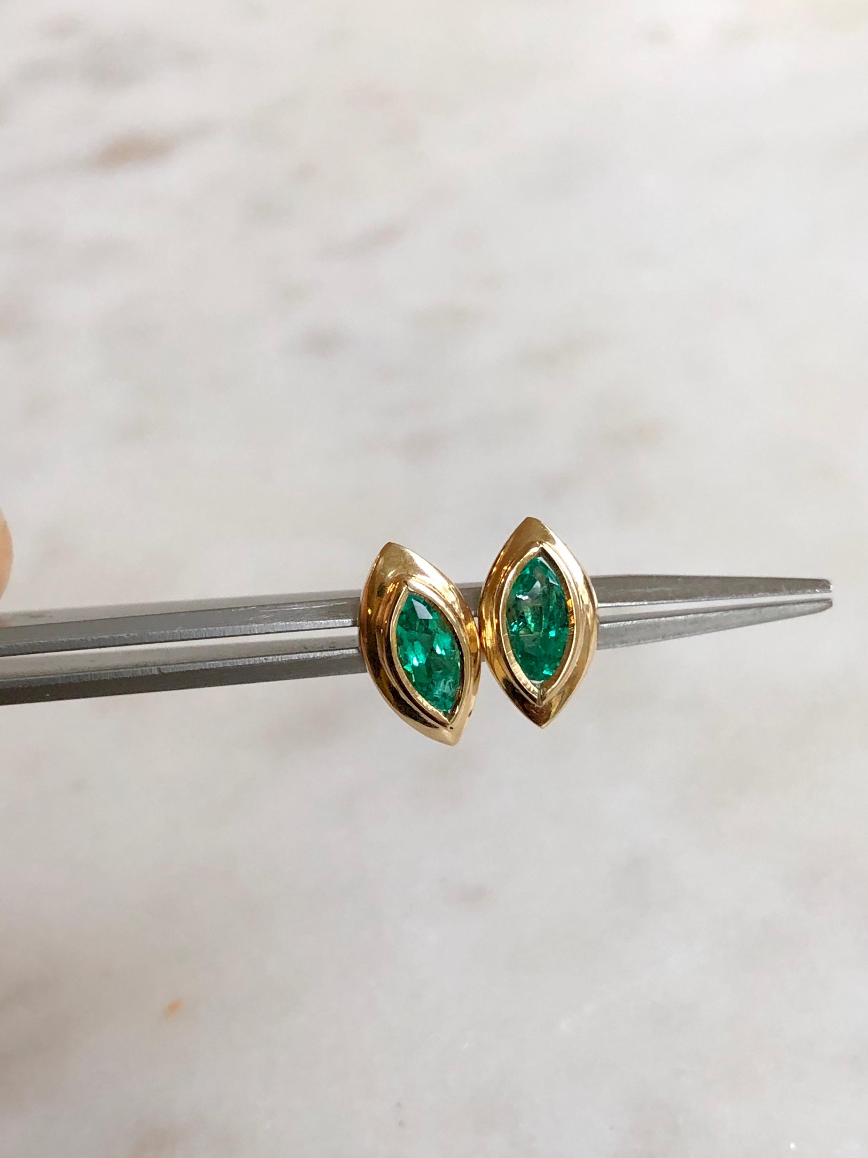Marquise Emerald Stud Earrings 18 Karat Yellow Gold 3
